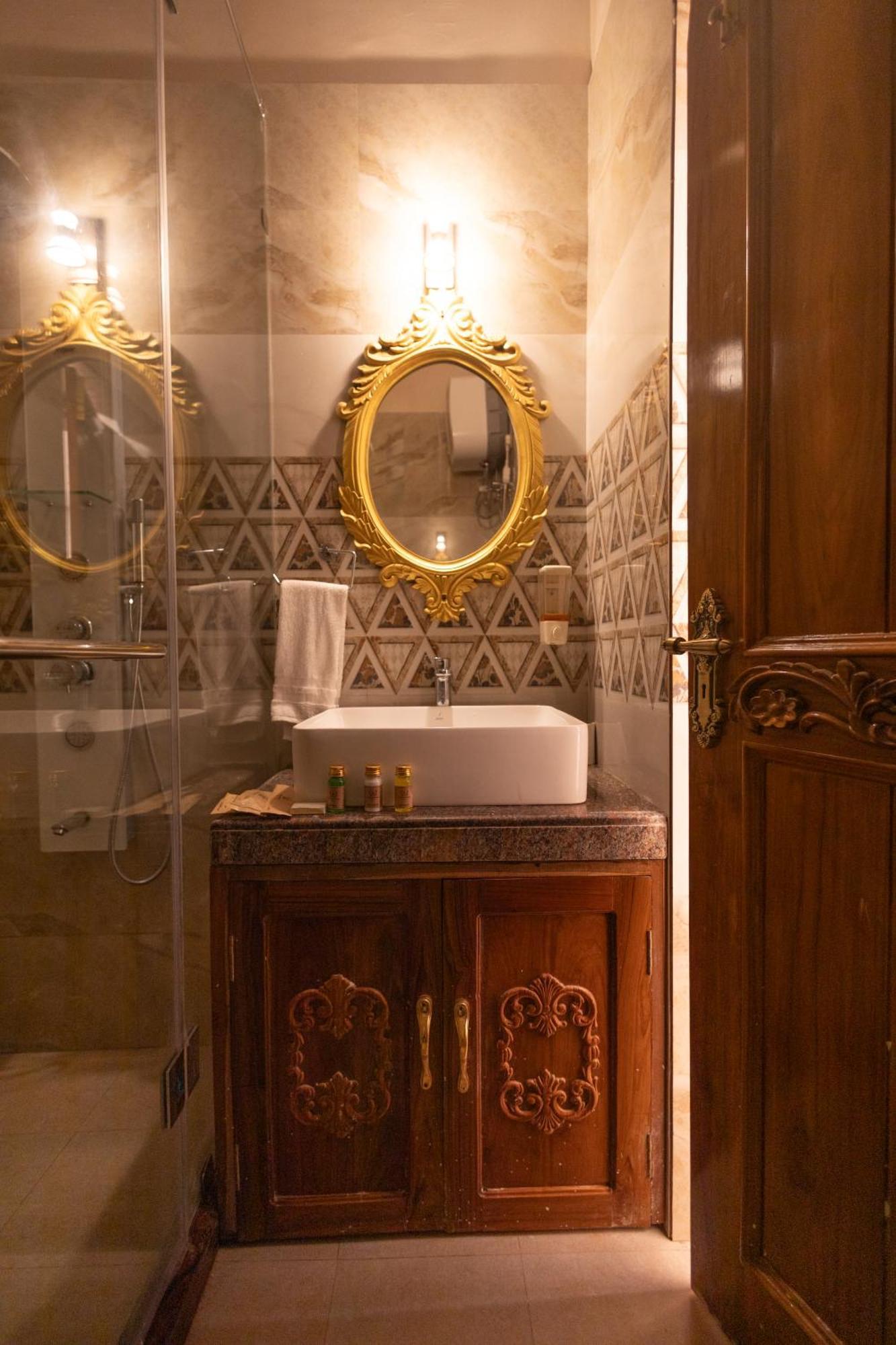 Kailash Heritage - A Royal Boutique Heritage Haveli Hotel