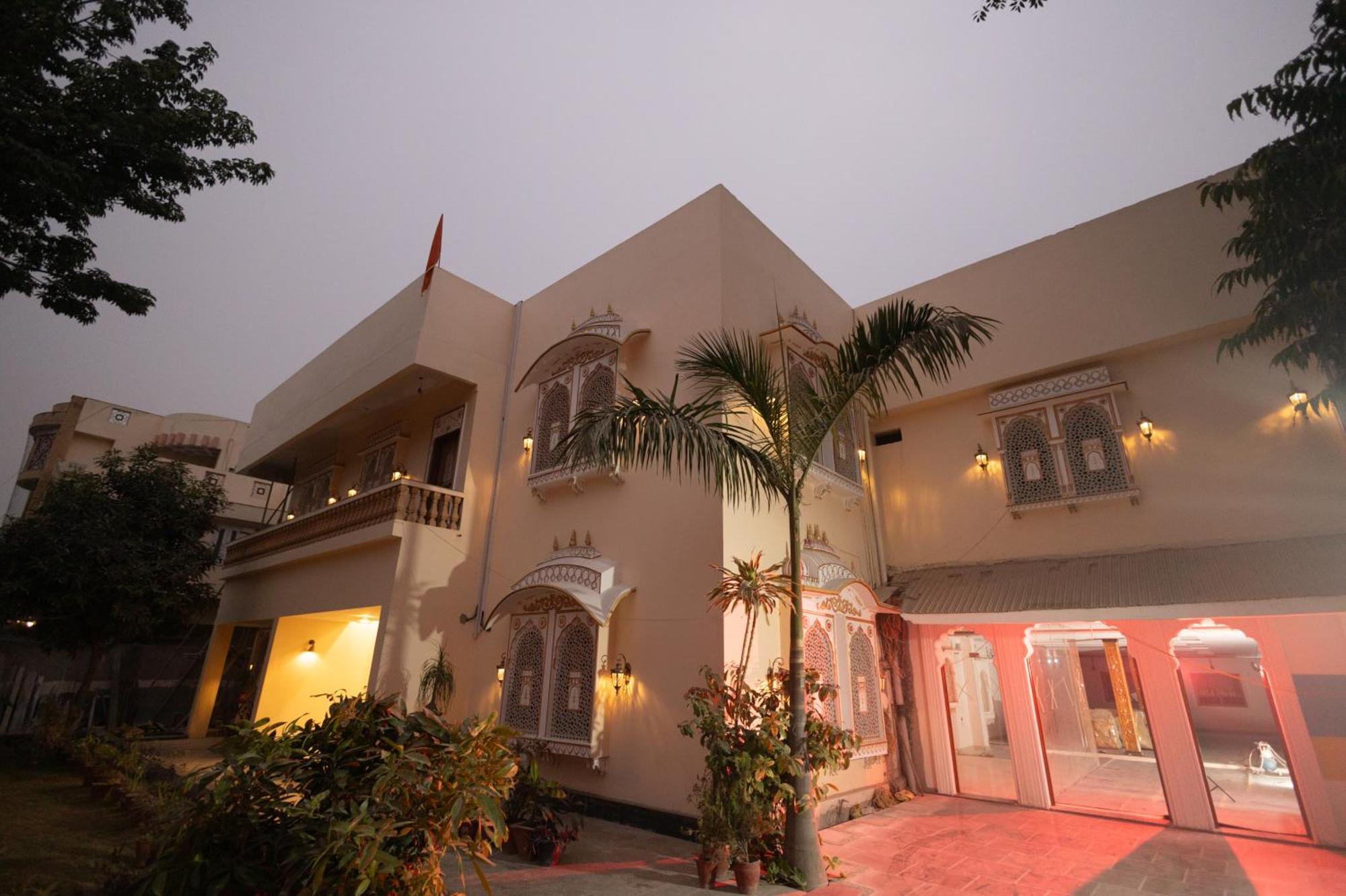 Kailash Heritage - A Royal Boutique Heritage Haveli 4*