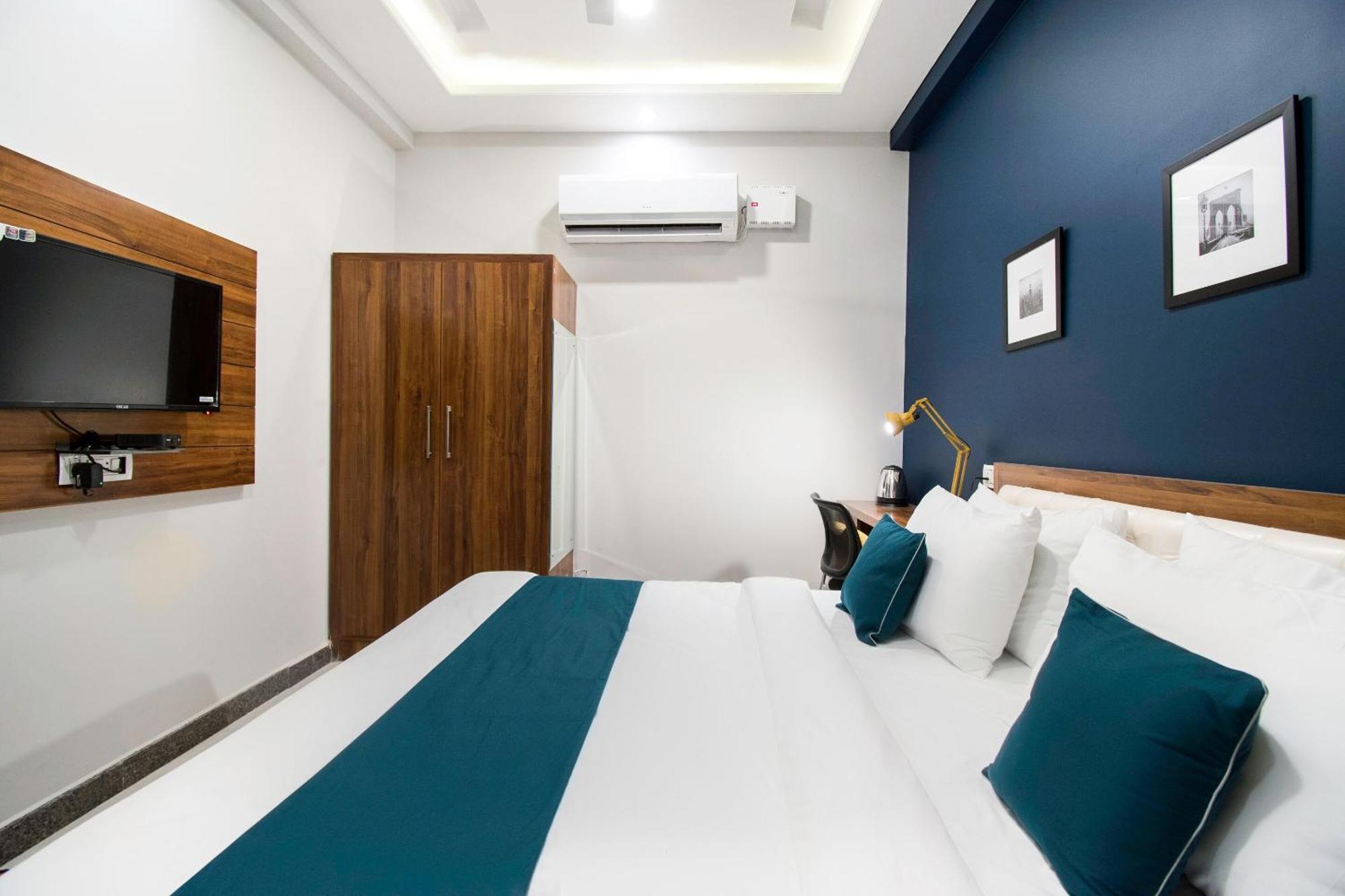 Hotel Collection O Blue Shine 4*