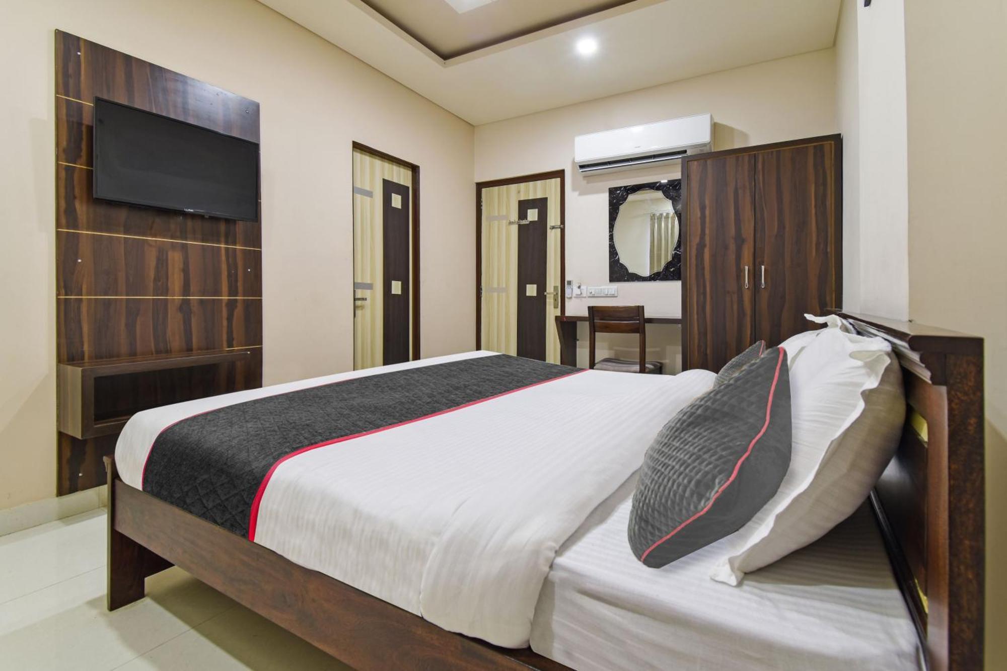 Hotel Collection O Guru Kripa Jaipur