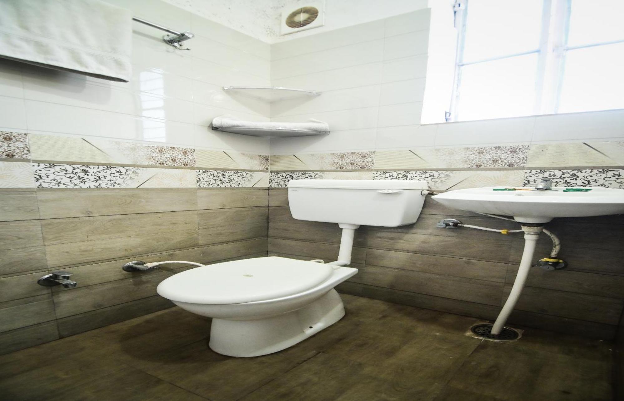 Apoorv - Near Railway Station Hotel Jaipur
