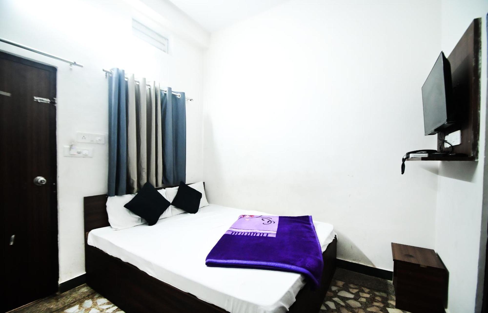 Apoorv - Near Railway Station 3*