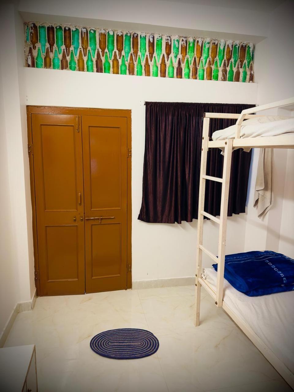 Hostel Eco Family