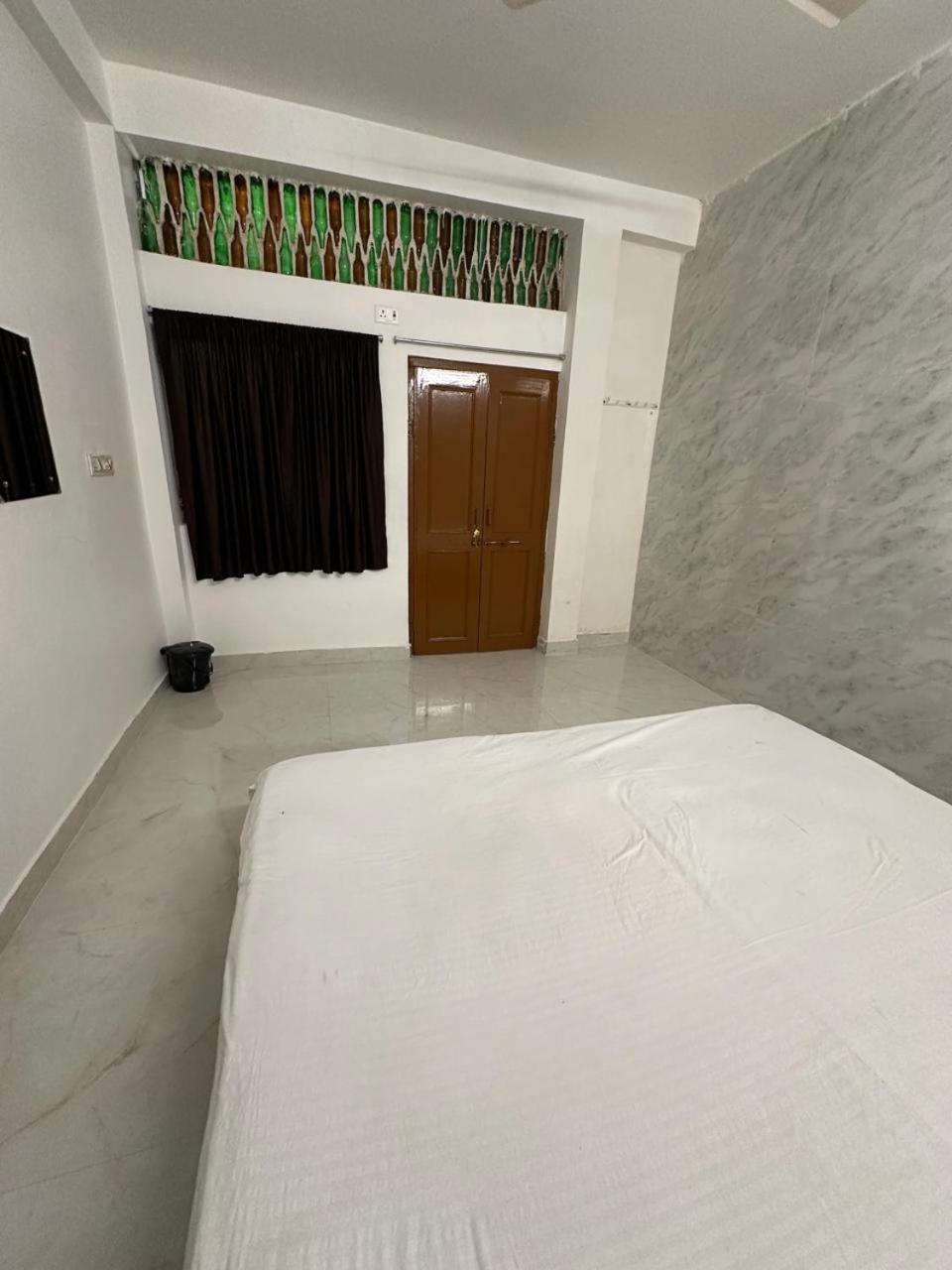 Eco Family Hostel Jaipur