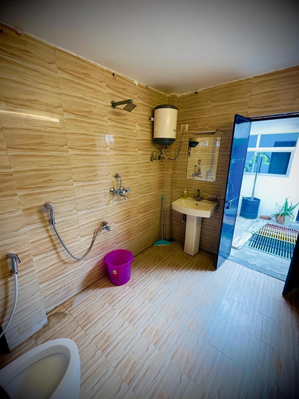 Eco Family Hostel Jaipur