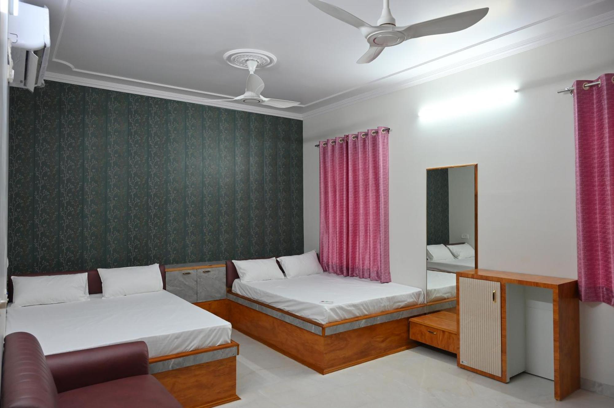 Resort Vizata And Jaipur