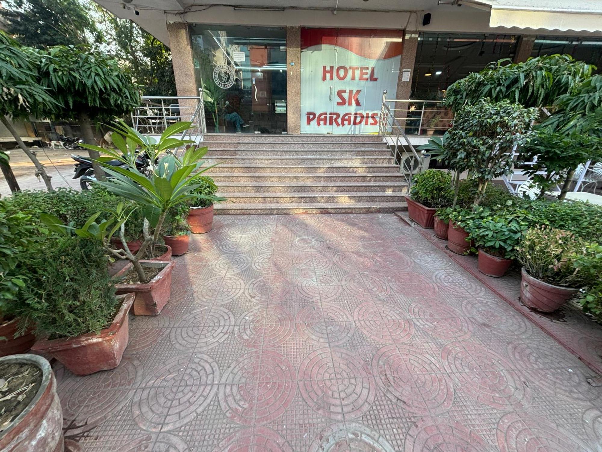 Sk Paradise Hotel
