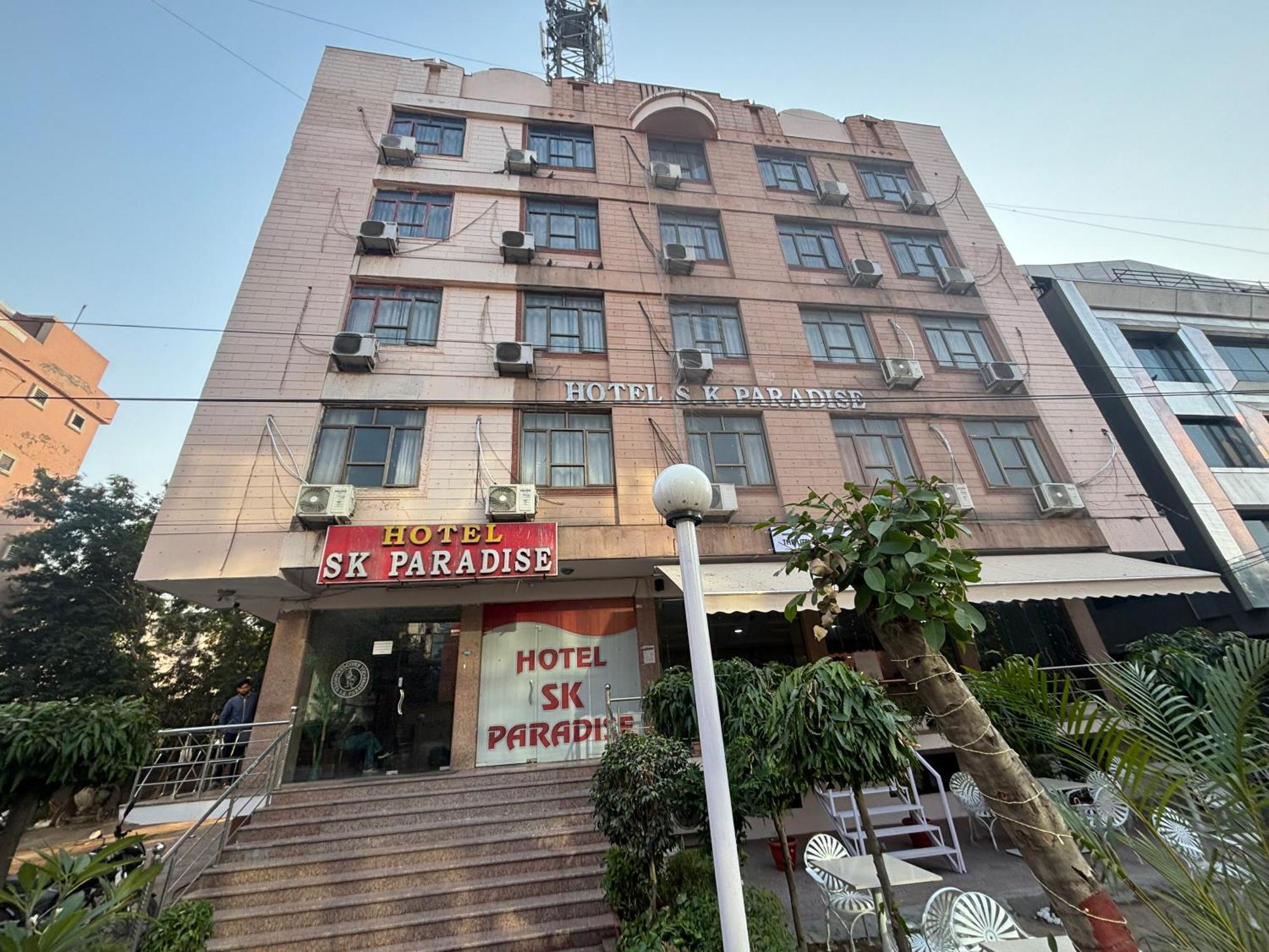 Sk Paradise Hotel Jaipur