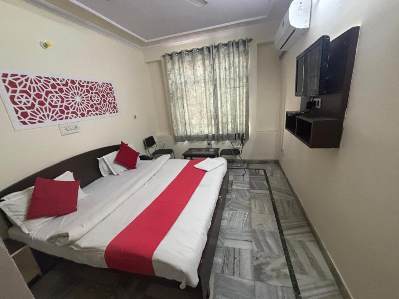 Sk Paradise Hotel Jaipur