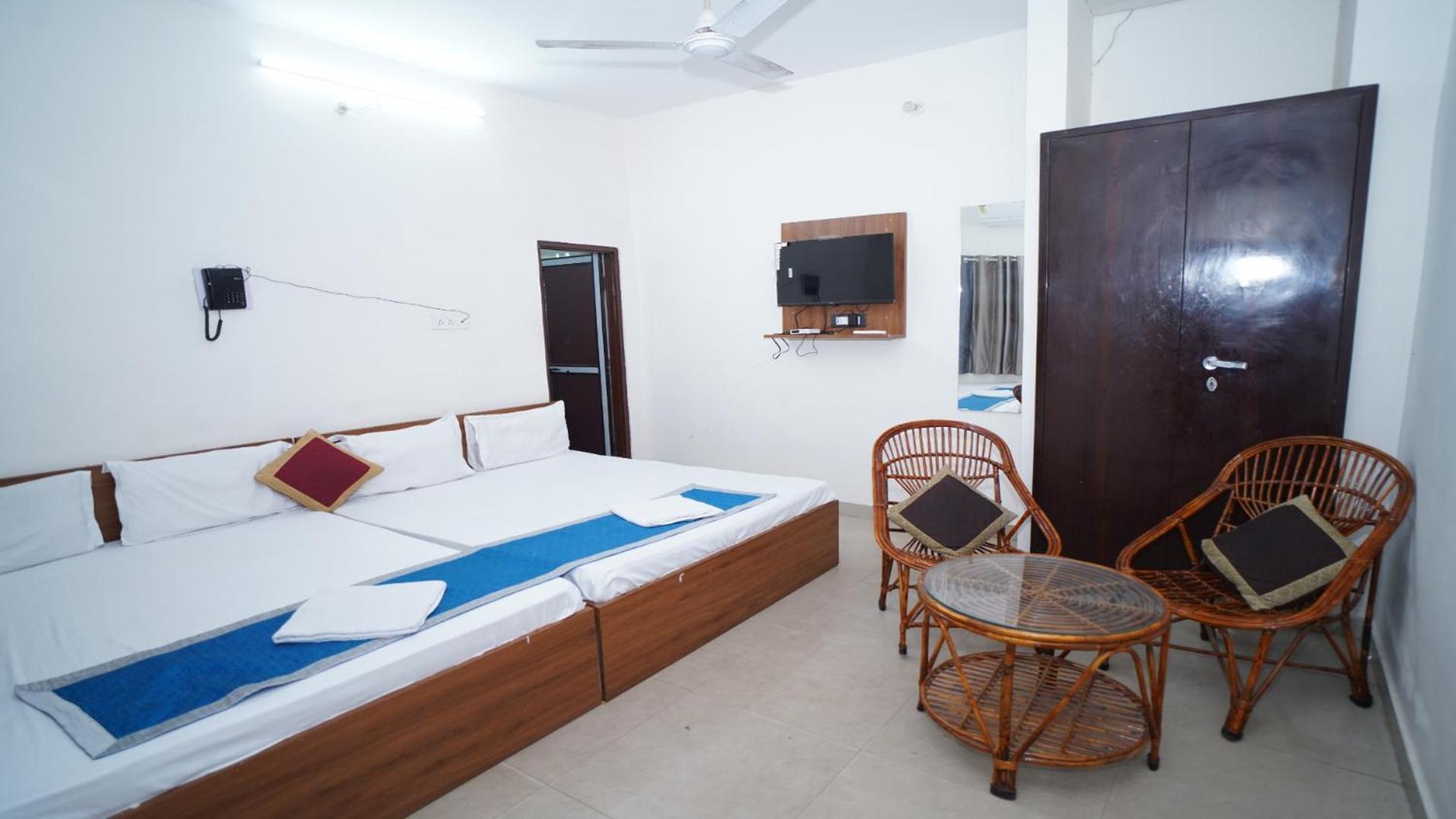 Hotel Apoorv - Near Railway Station Jaipur