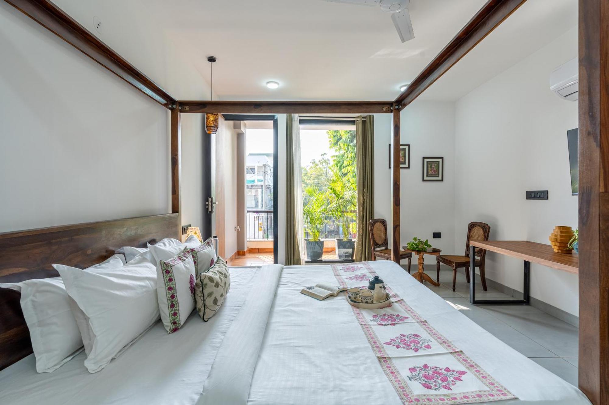 Alaya Ramalaya - With Balcony 4*