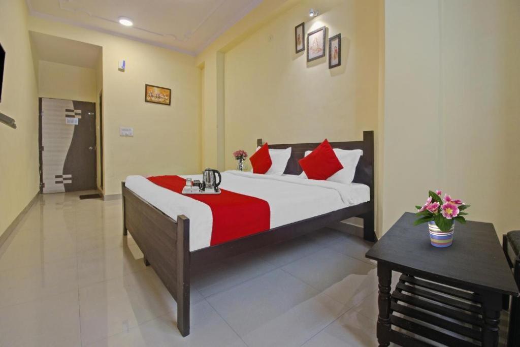 Ak - Budgeted In Hotel 3*