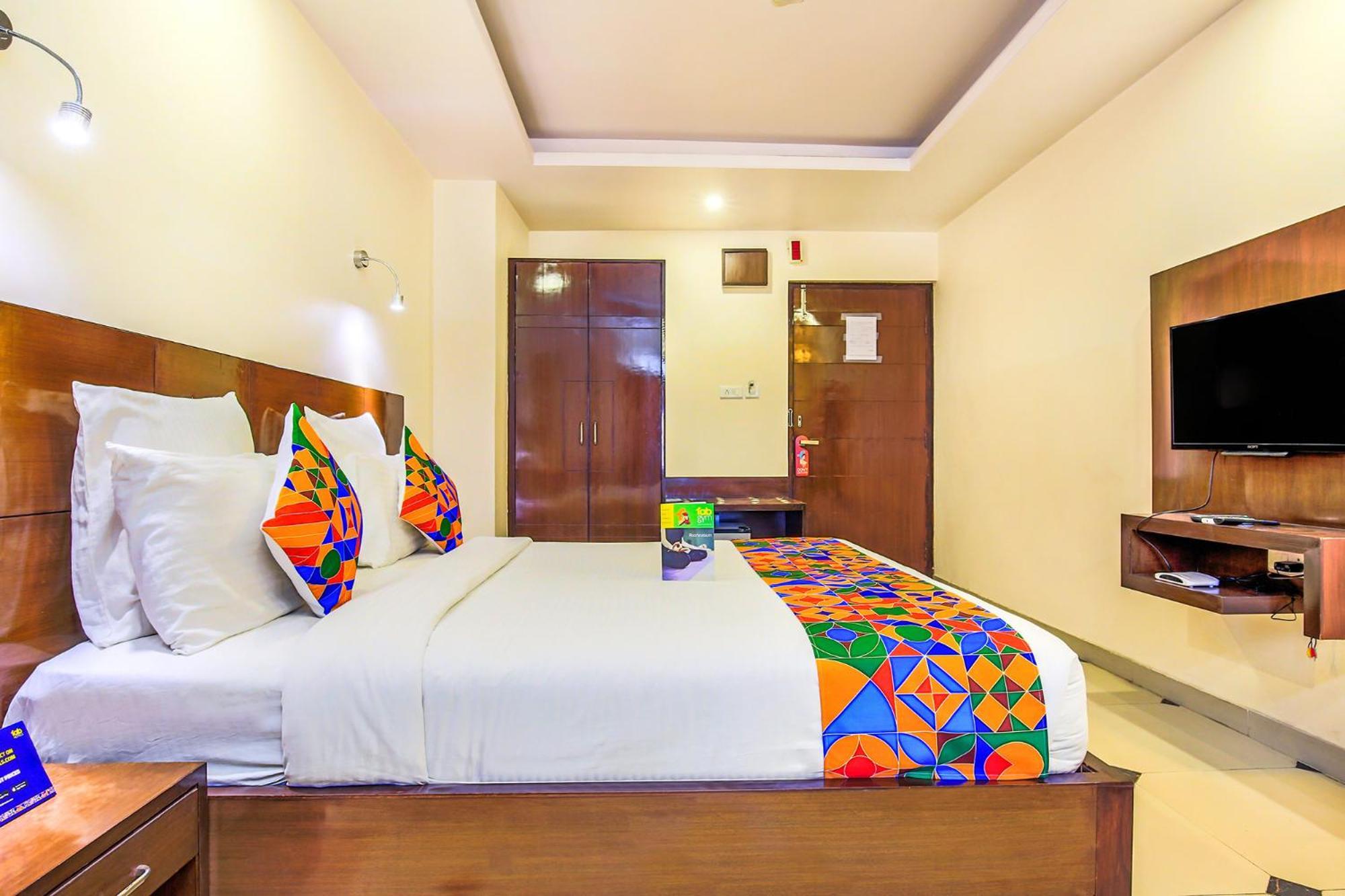 Hotel Fabhotel Tipsyy Jaipur