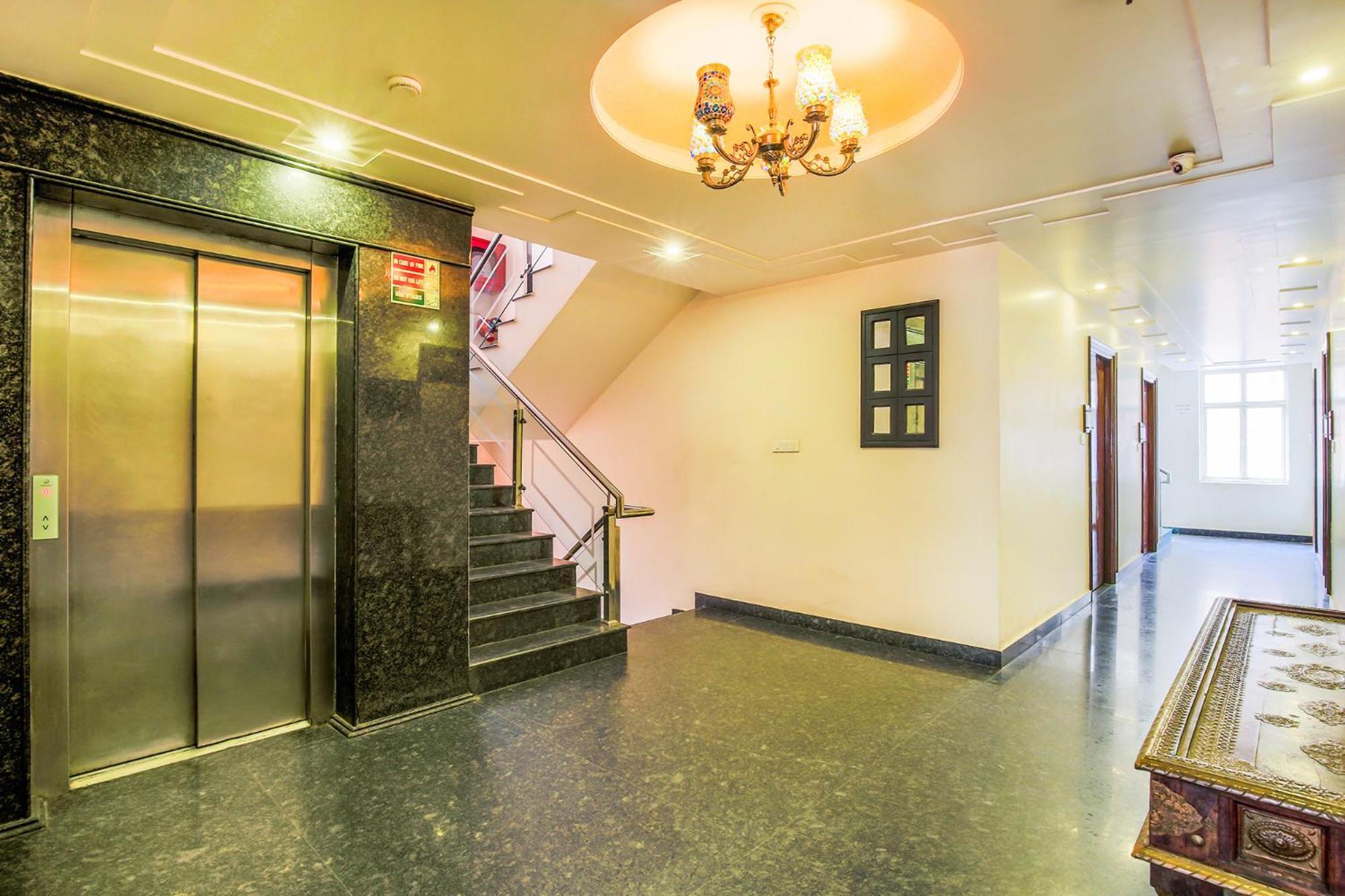 Fabhotel Tipsyy Jaipur