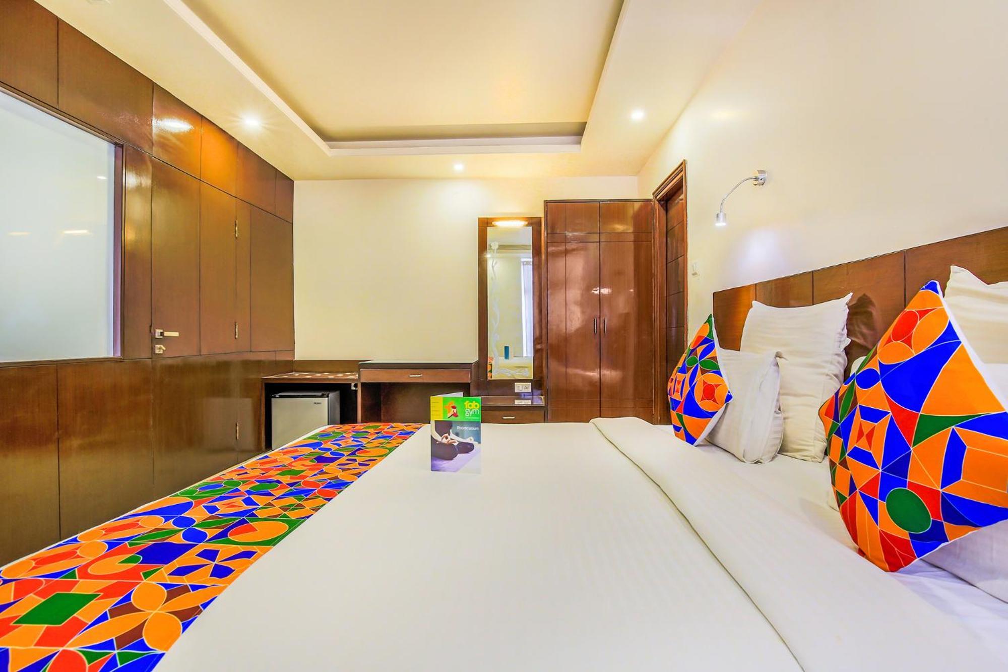Hotel Fabhotel Tipsyy 3*