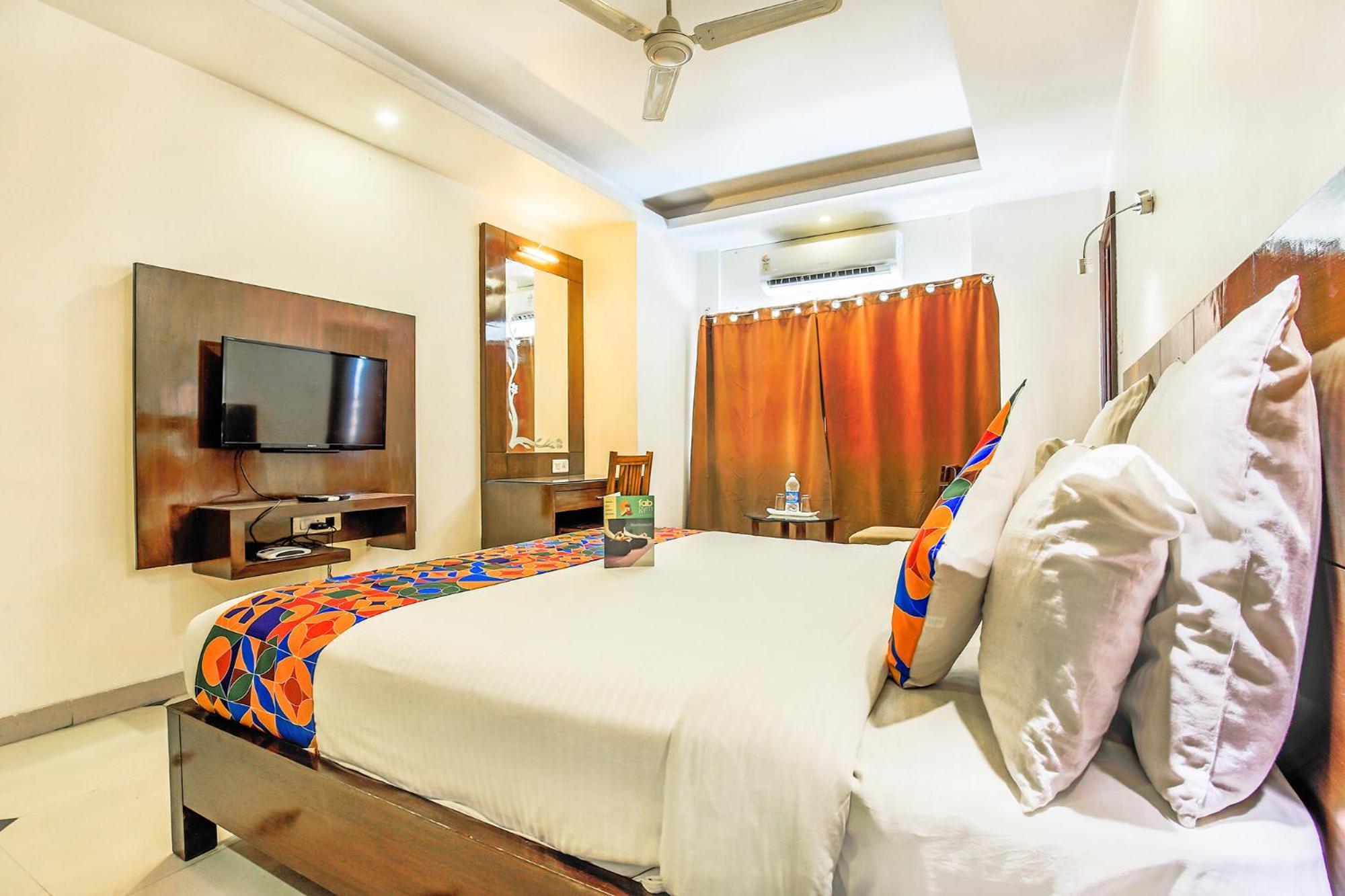 Fabhotel Tipsyy