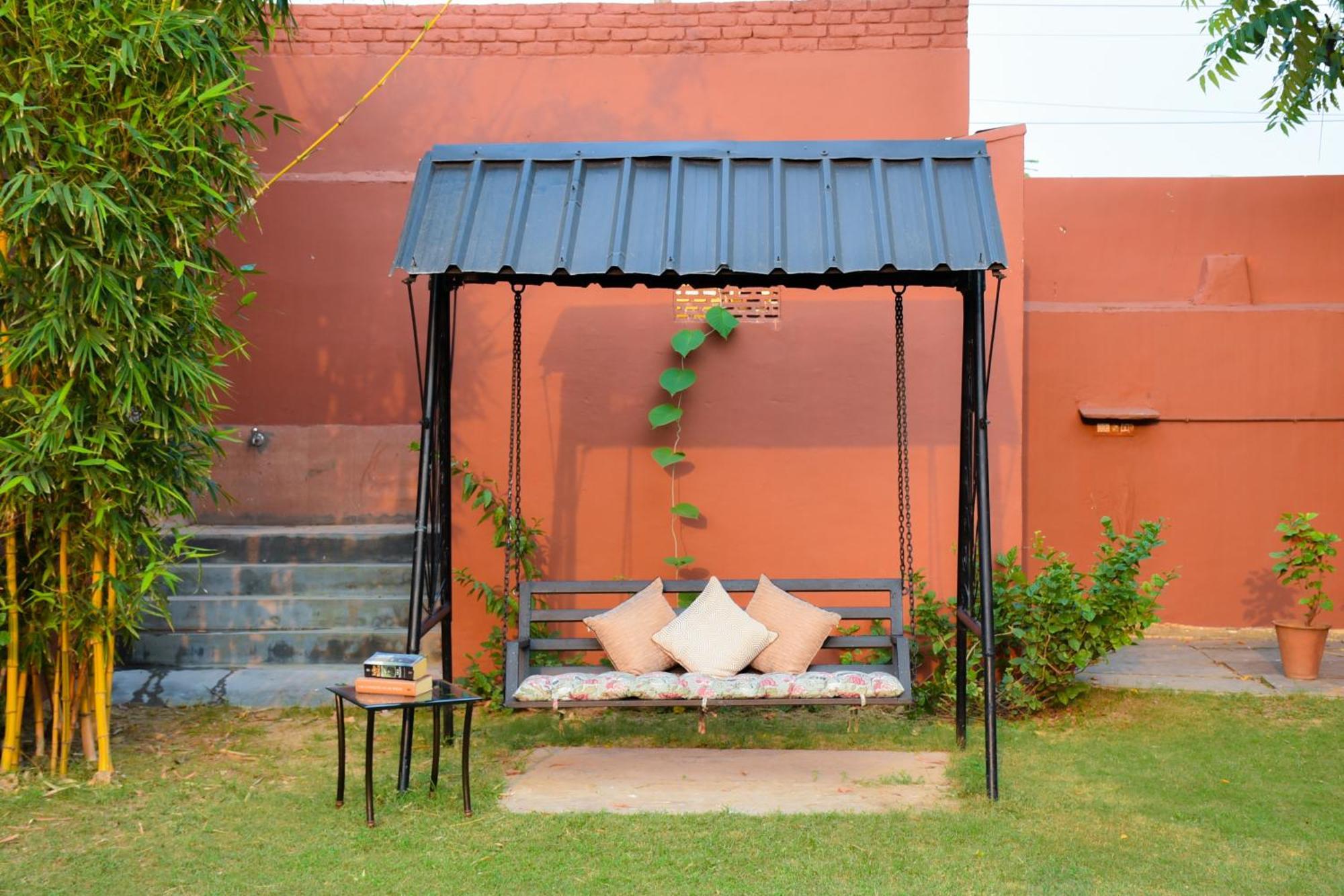 Om Kanta Farms * Jaipur