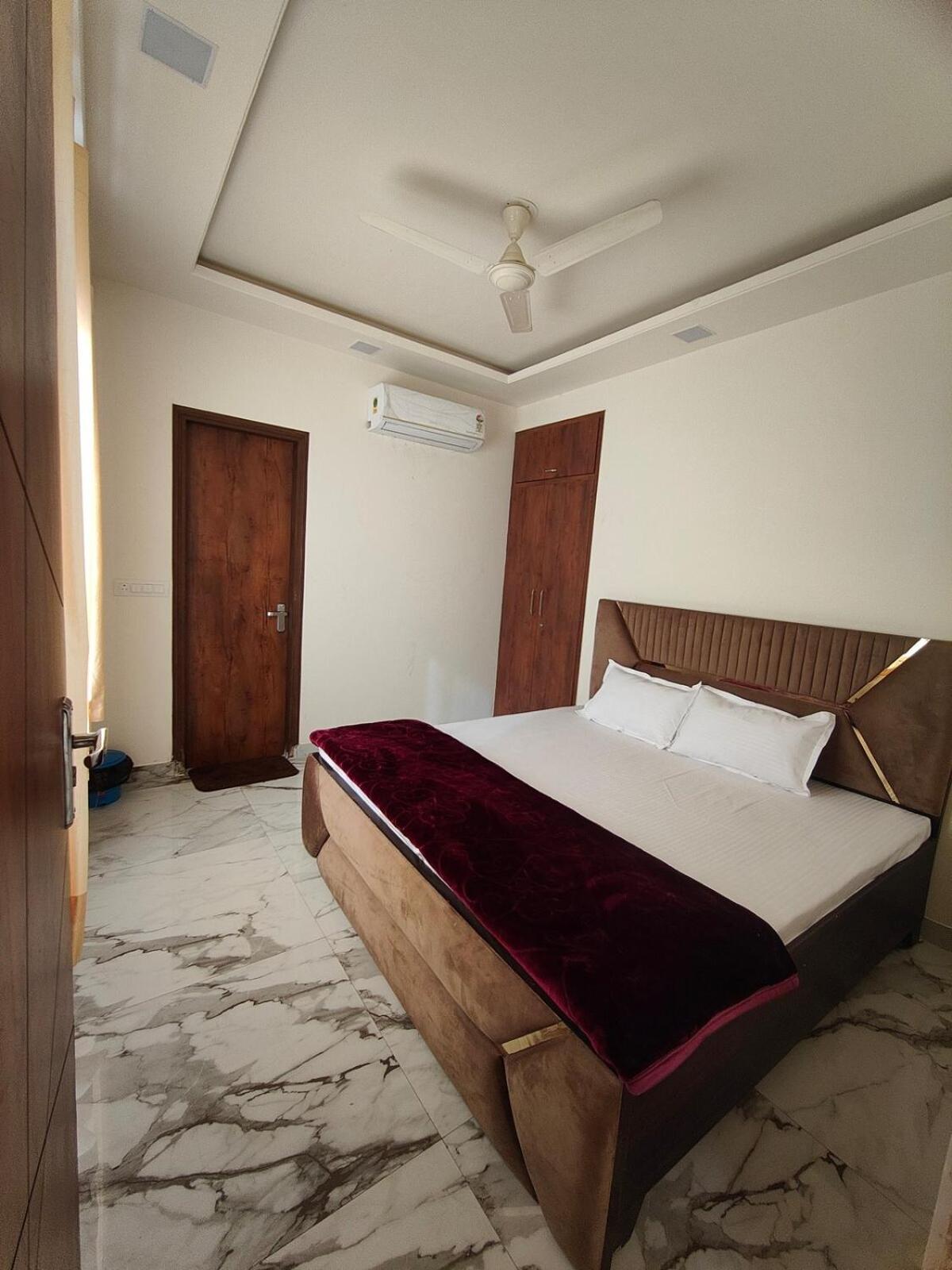 A Spacious 2bhk With 2 Apartment Jaipur