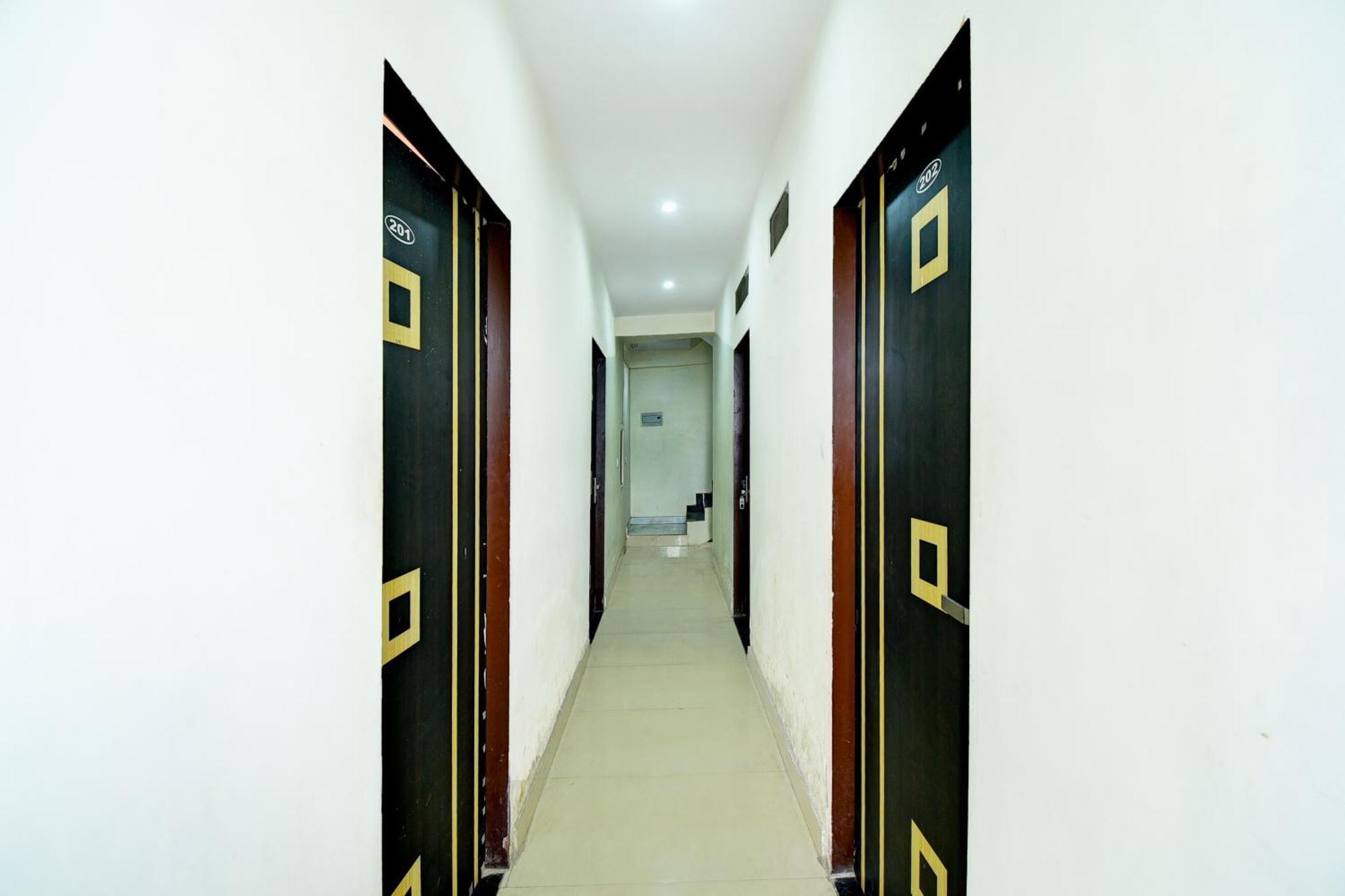 Hotel O Royal Jaipur