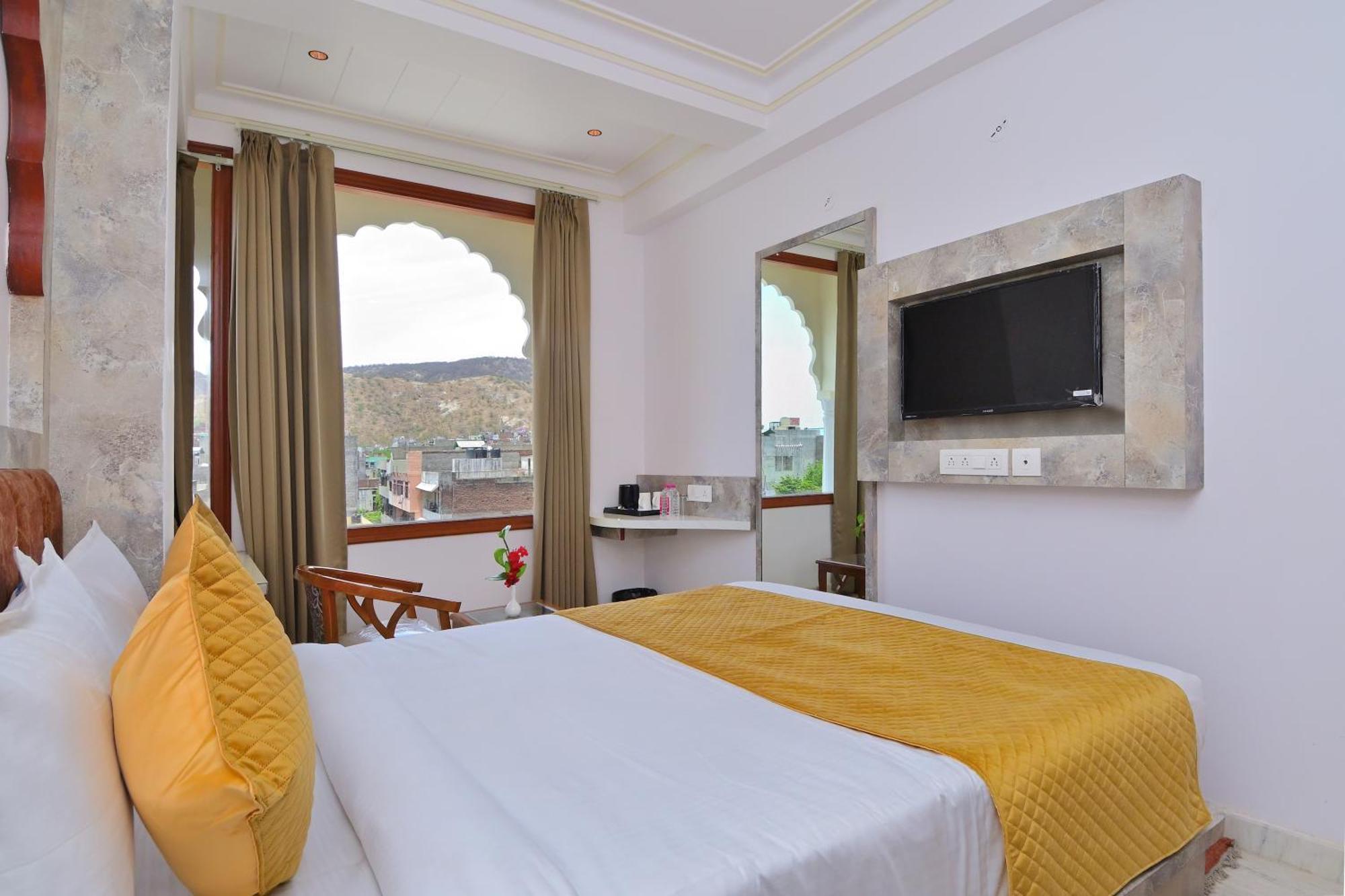 Trim Boutique Parkota Haveli 3*