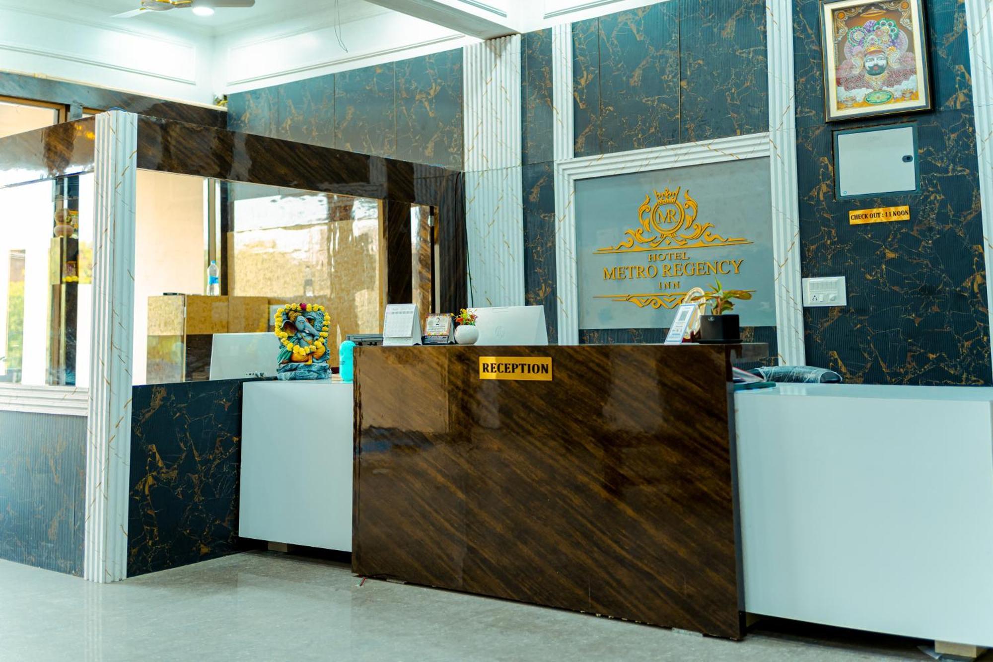 Hotel Metro Regency 3*