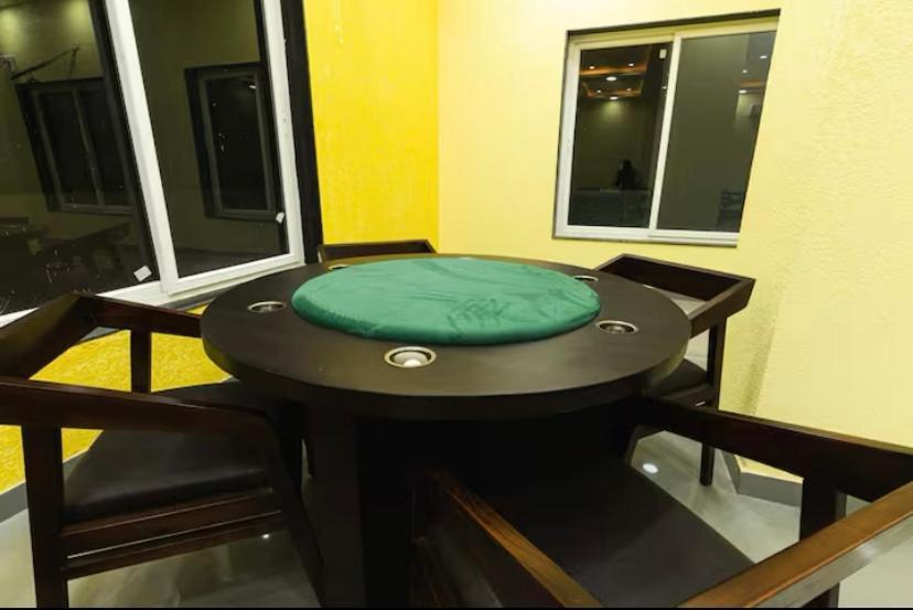 Fully Furnished Luxury Flat In Free Wifi