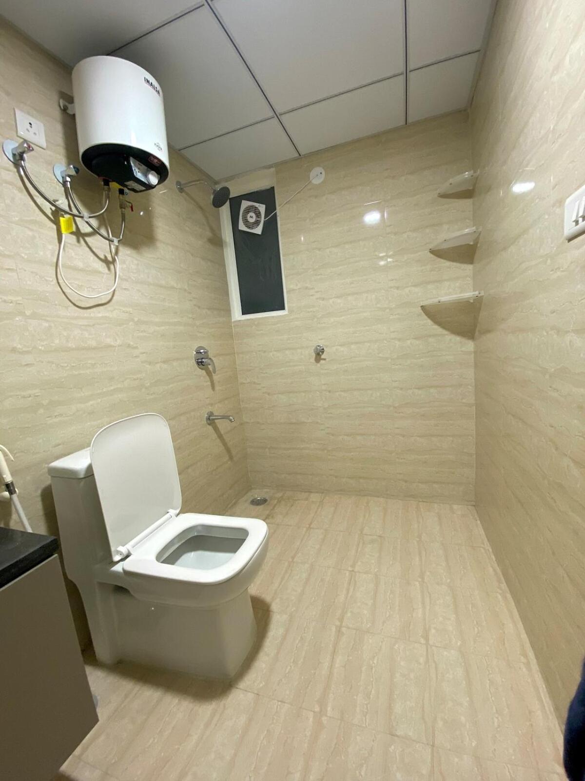 Apartment Fully Furnished Luxury Flat In Free Wifi