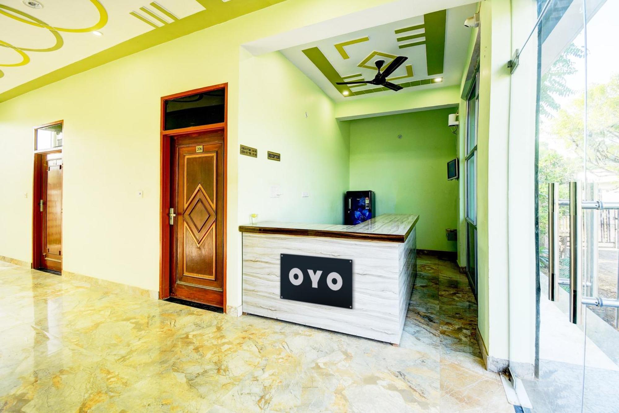 Hotel O Apple