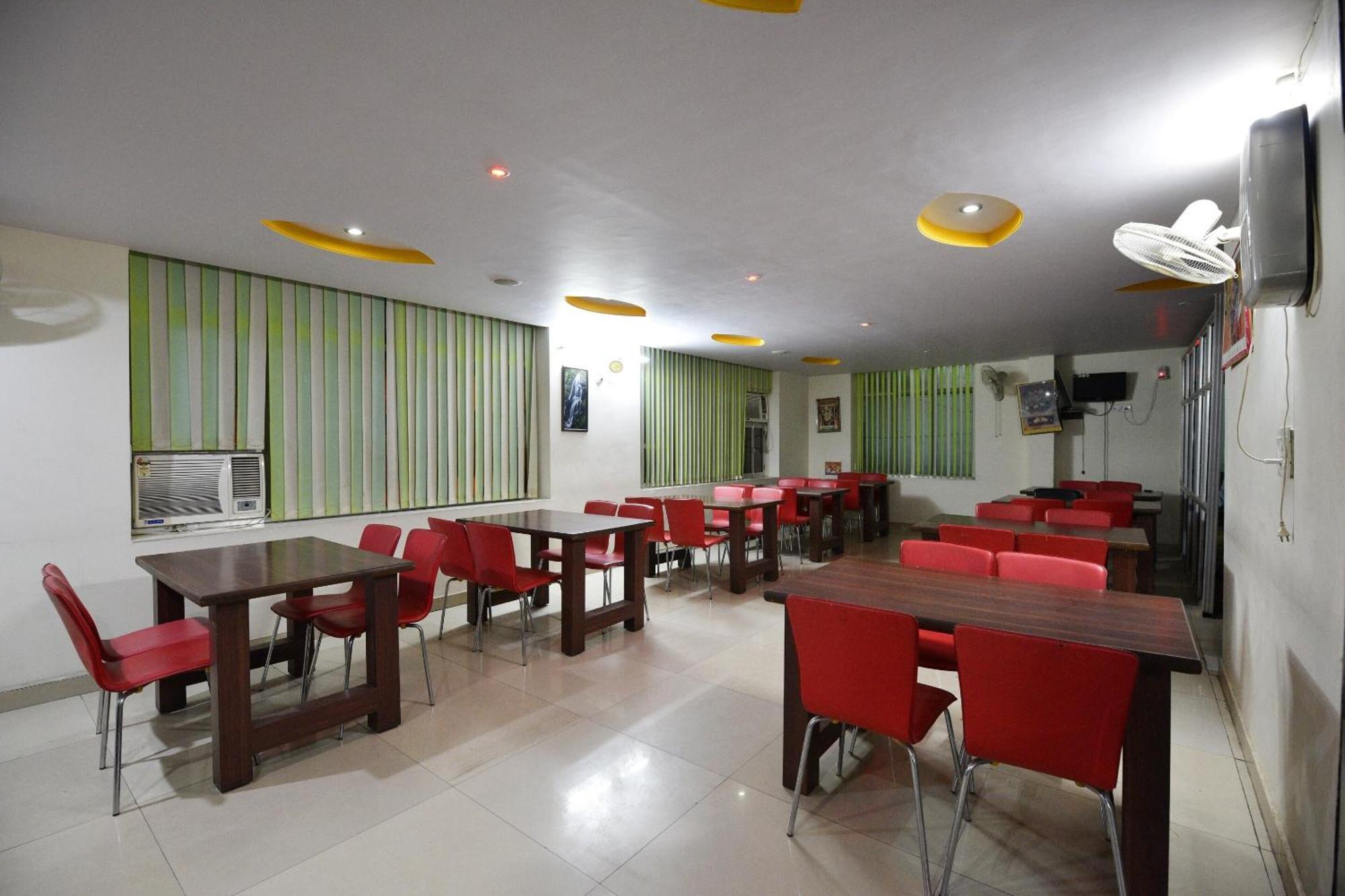 O Apple Hotel