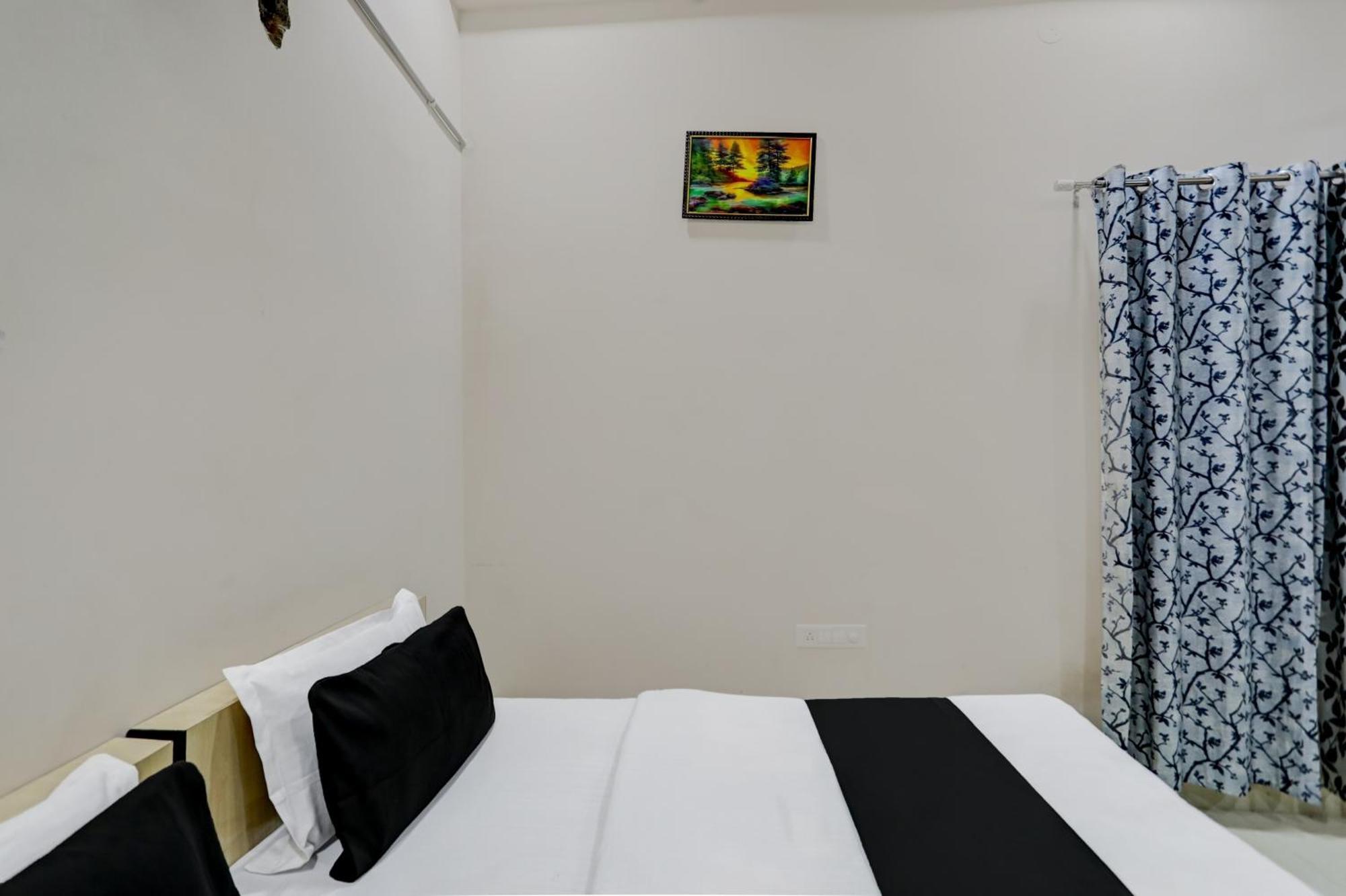 Collection O Dev S Hotel 4*