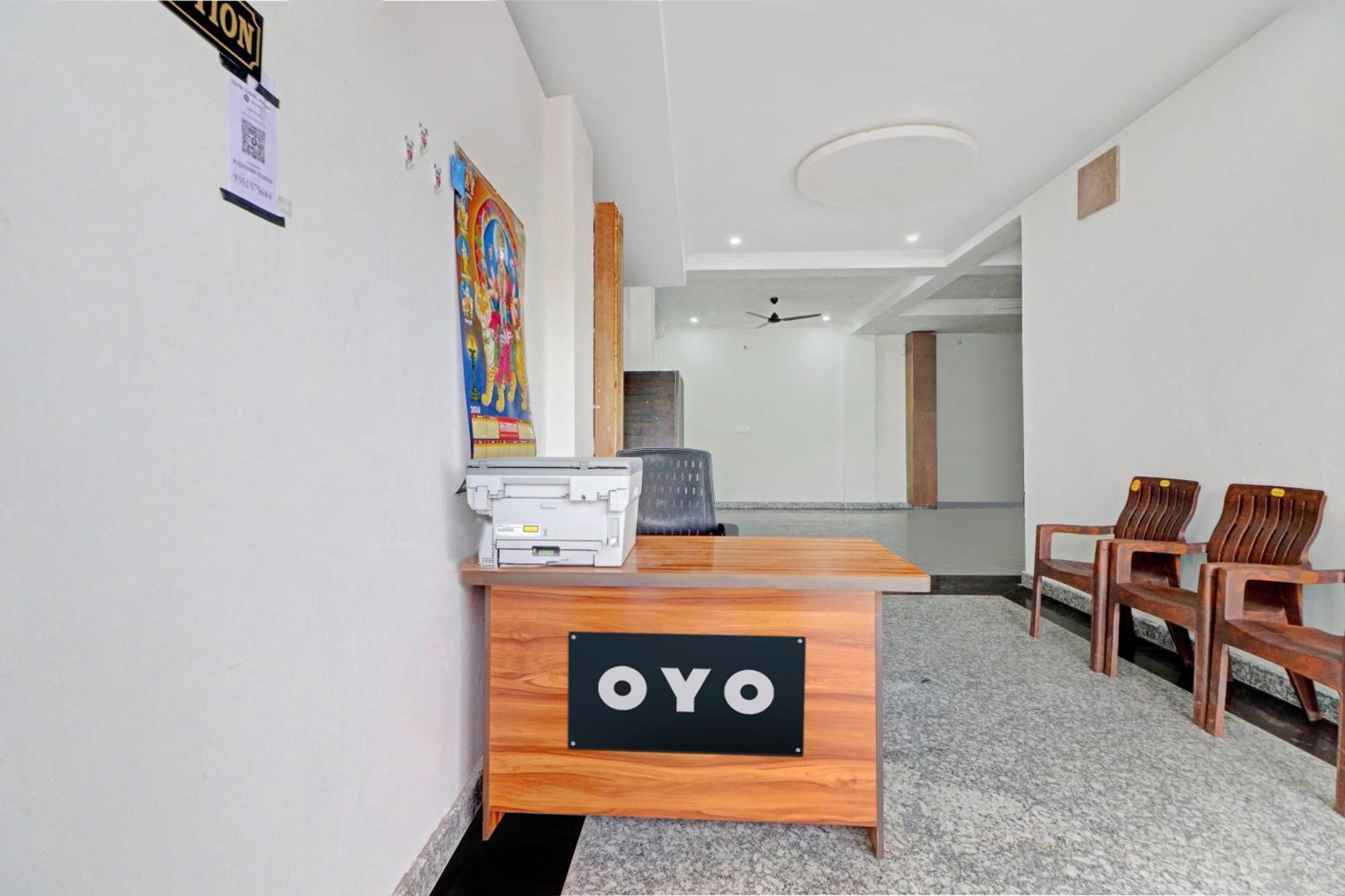 O Gulabi Hotel 3*