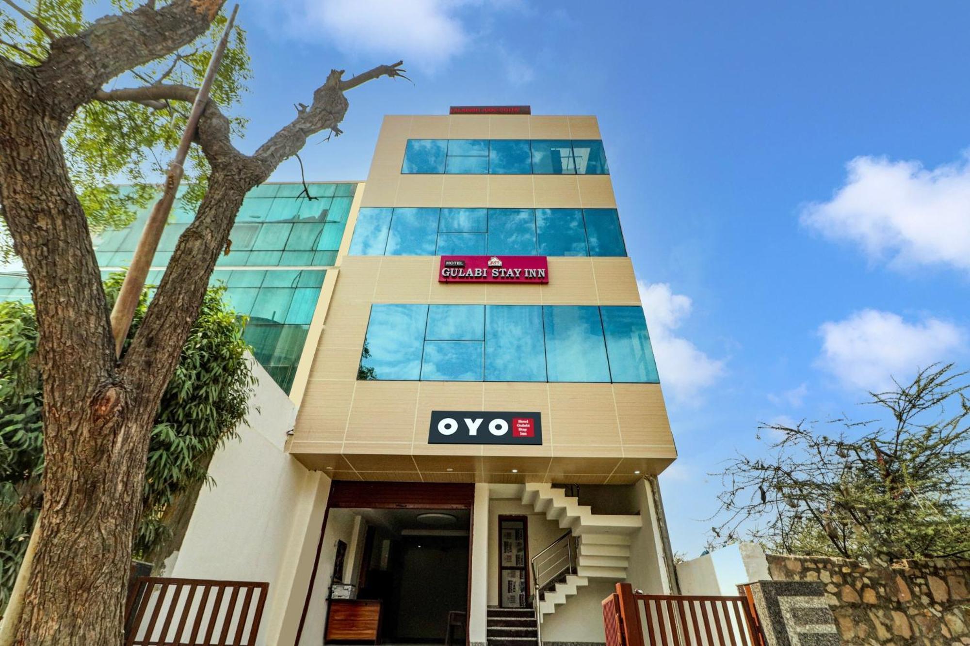 O Gulabi Hotel