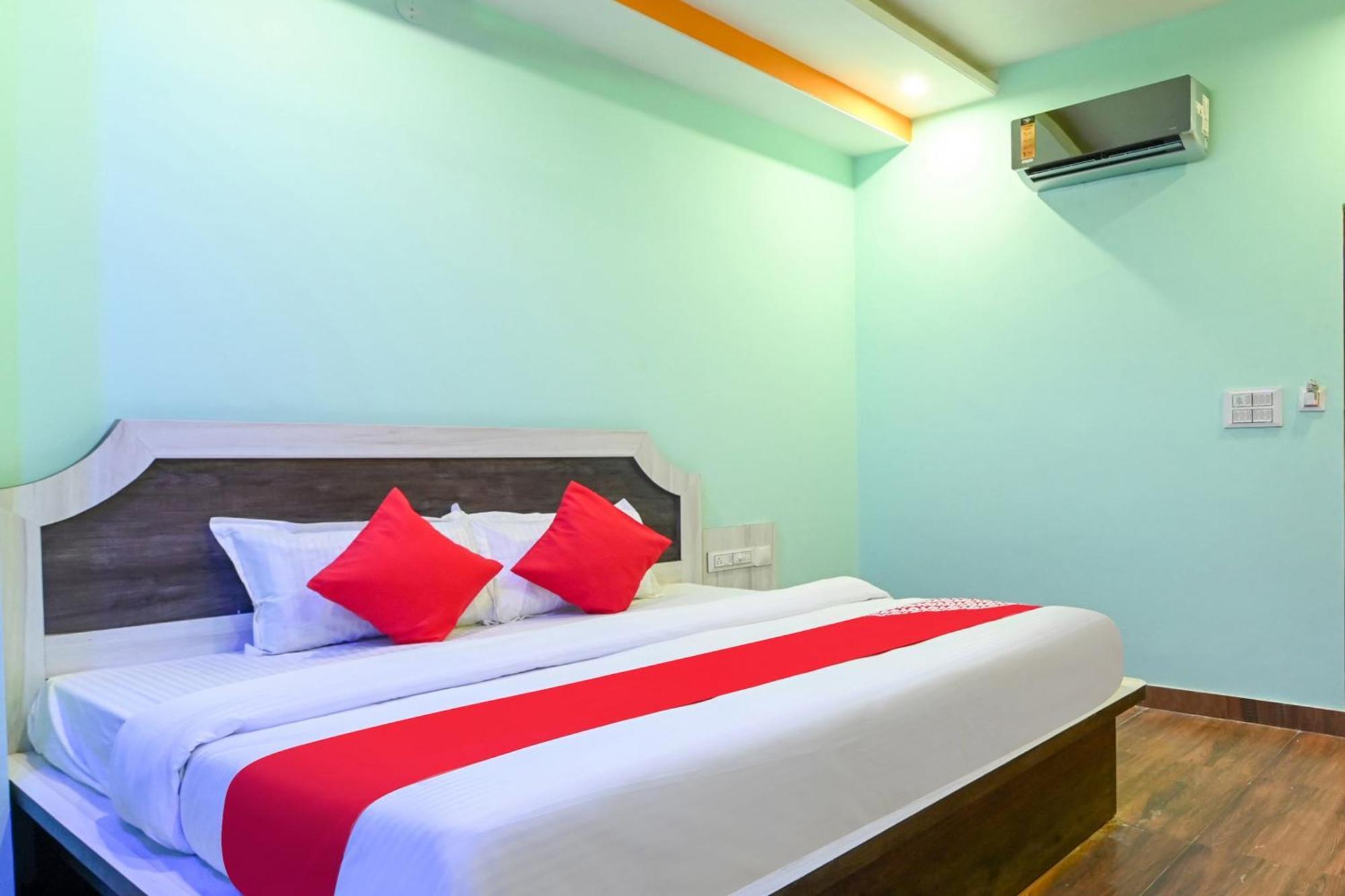 Hotel O Lakhdatar Palace Jaipur