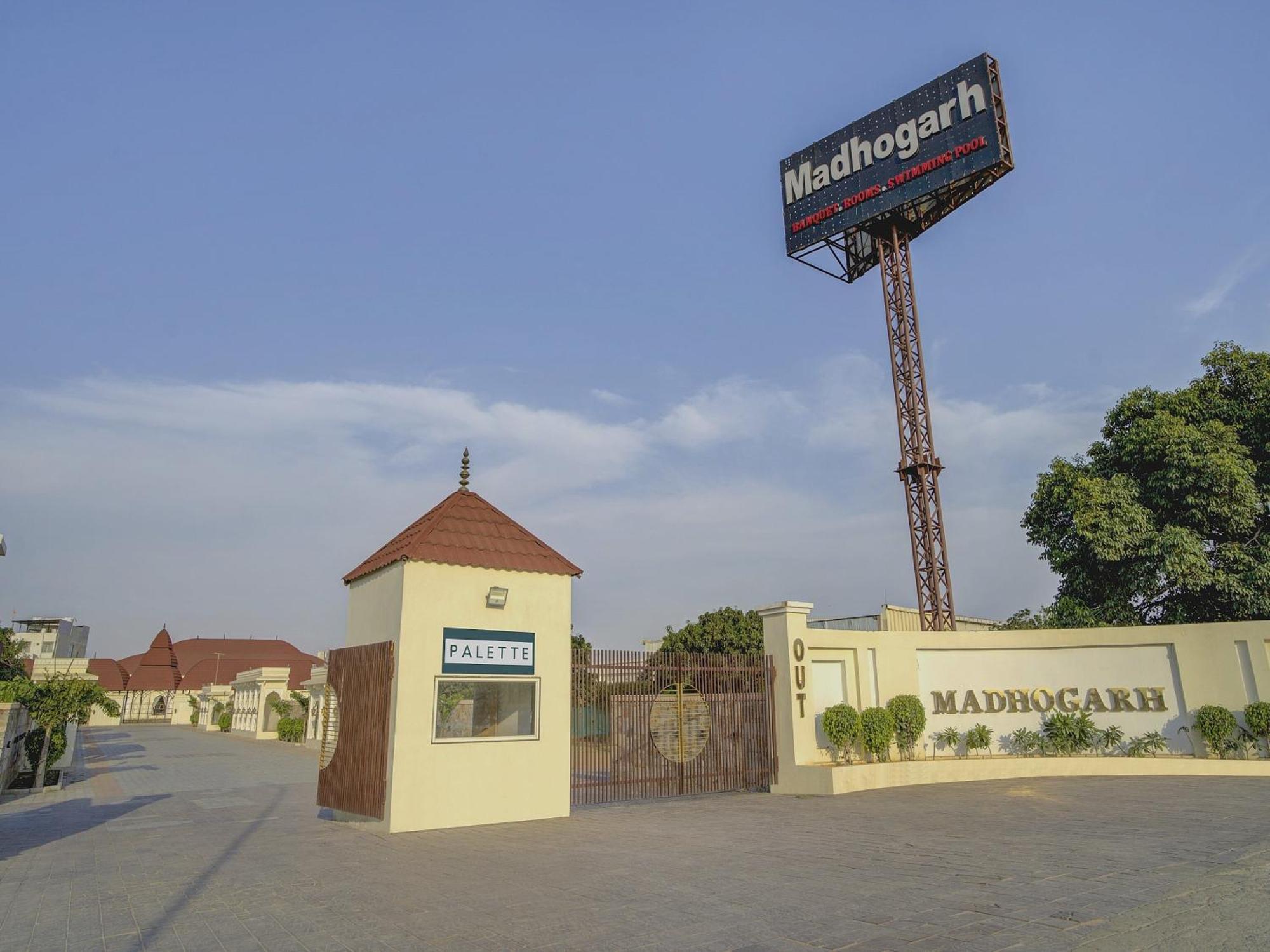 Resort Palette - Madhogarh