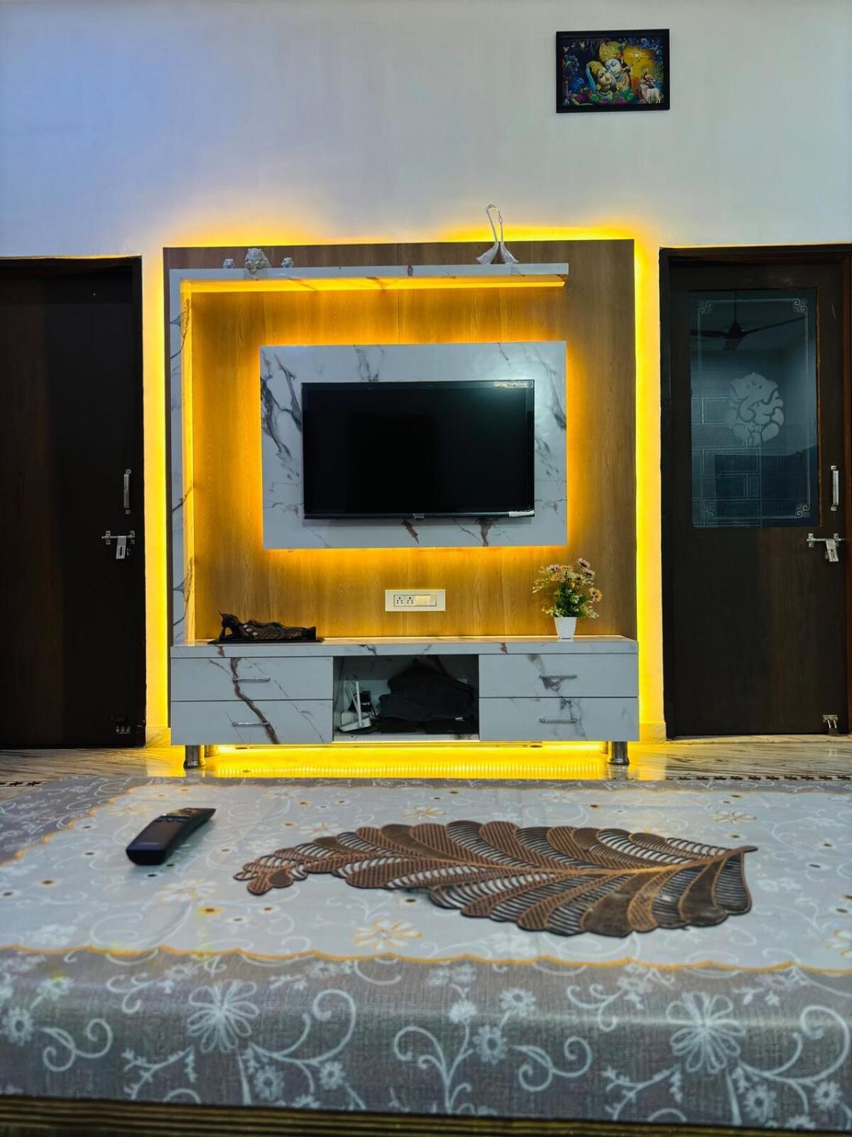Spacious Homes In Apartment *