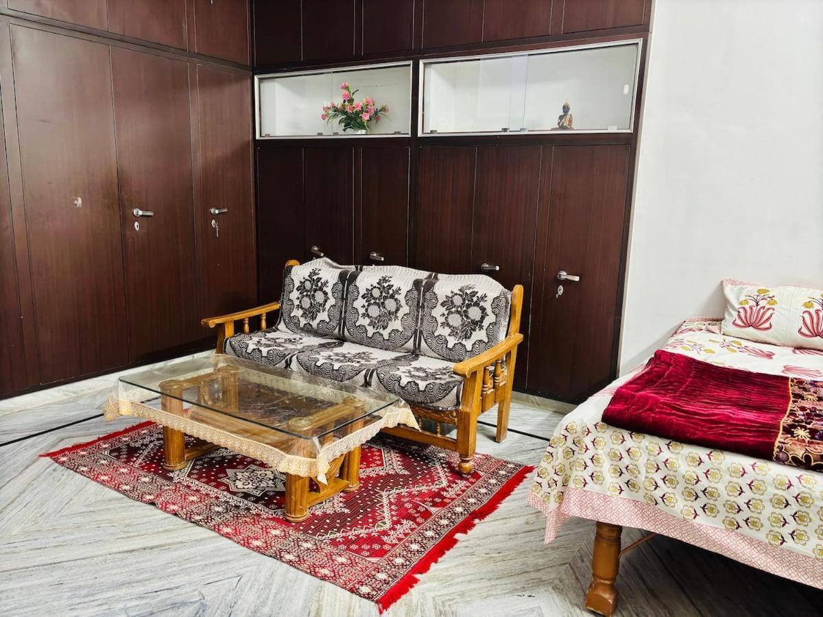 Apartment Spacious Homes In