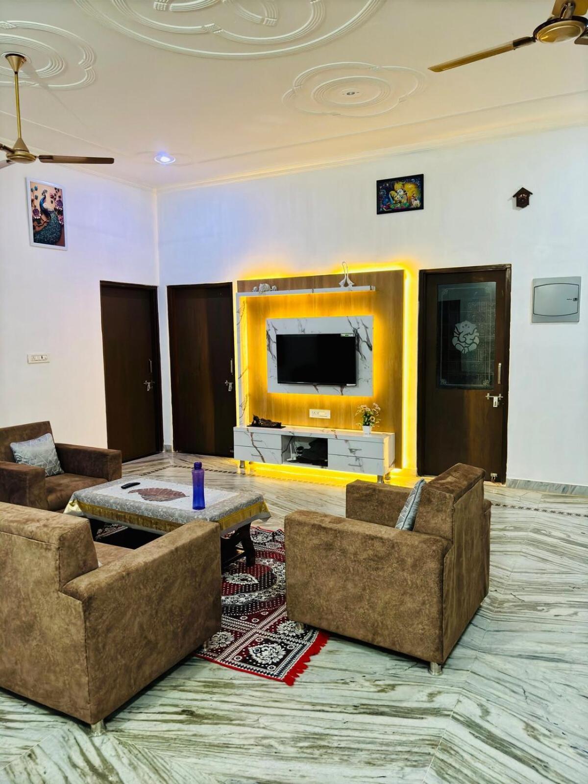 Spacious Homes In Apartment