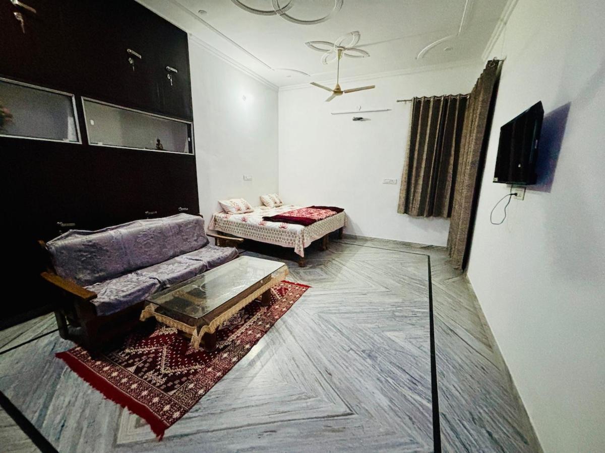 Spacious Homes In Apartment