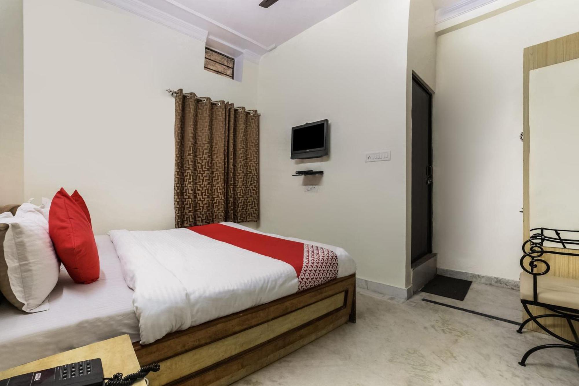 O Anshu Hotel
