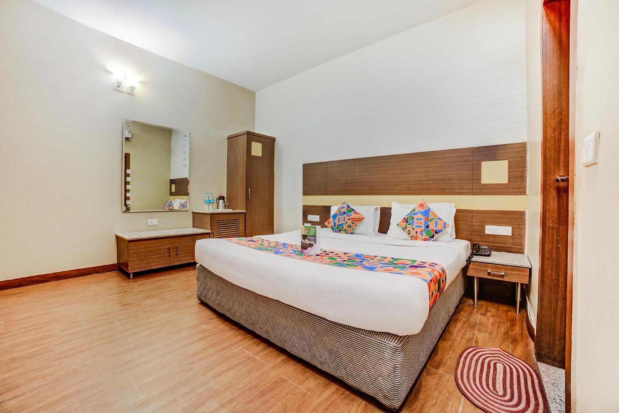 Fabhotel Aqua 3*