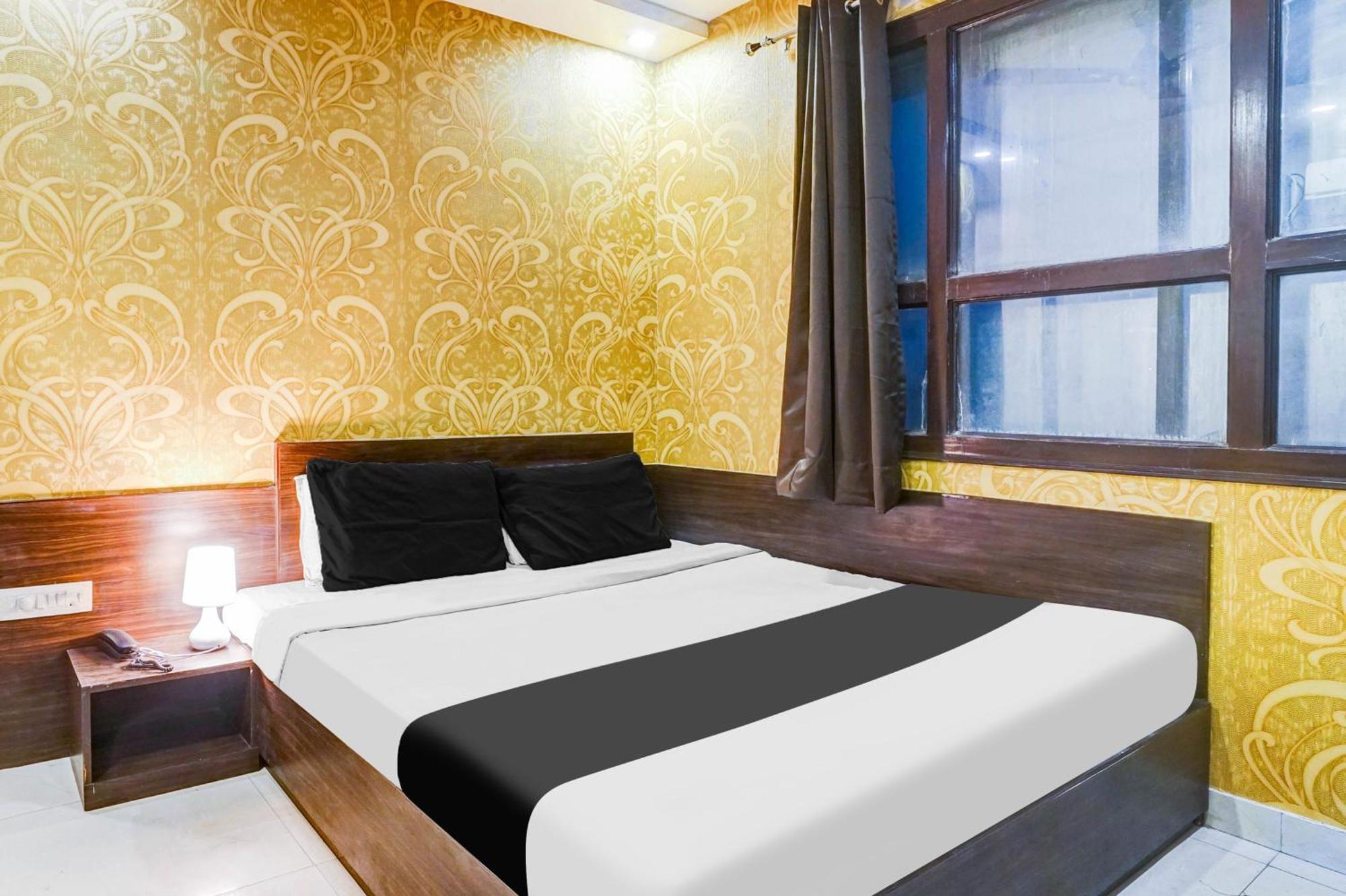 Hotel Super Collection O Sindhi Camp 4*