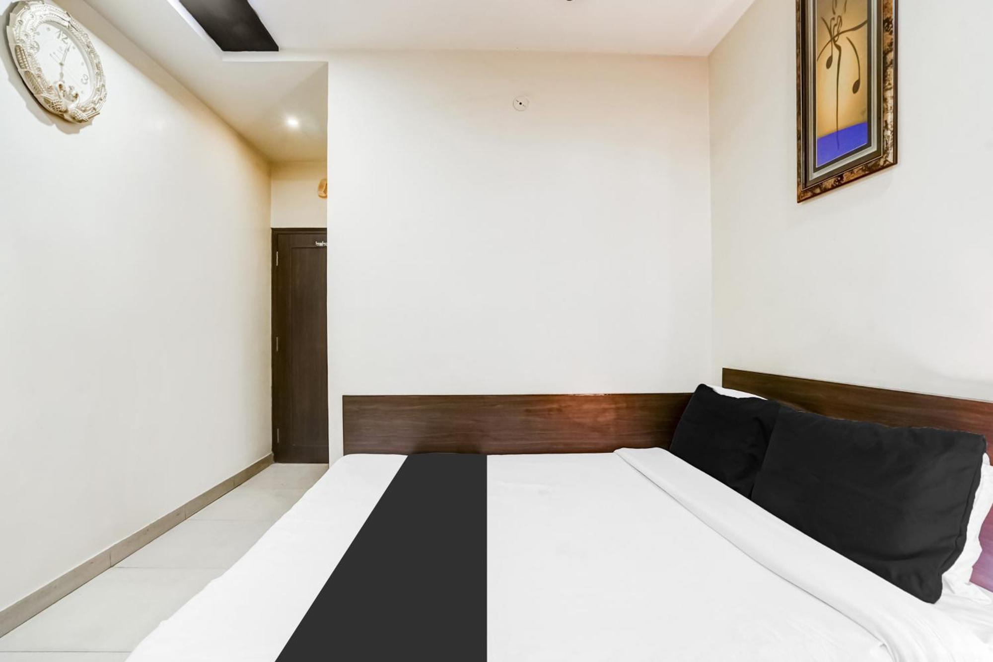 Super Collection O Sindhi Camp Hotel 4*