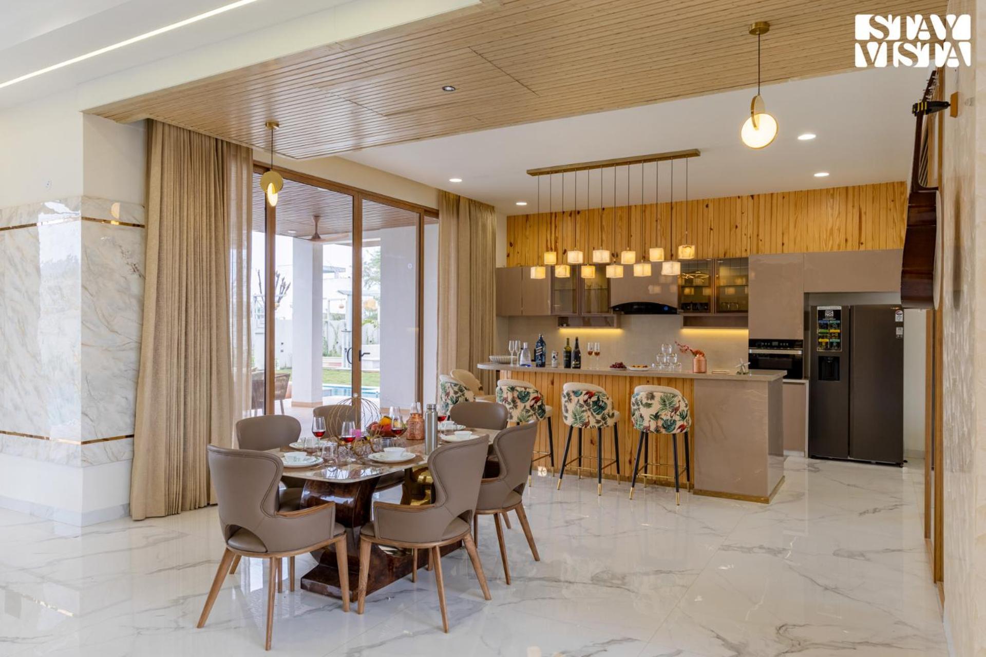 Stayvista At Priana - A Luxury Pool With Jacuzzi & Gym * Jaipur