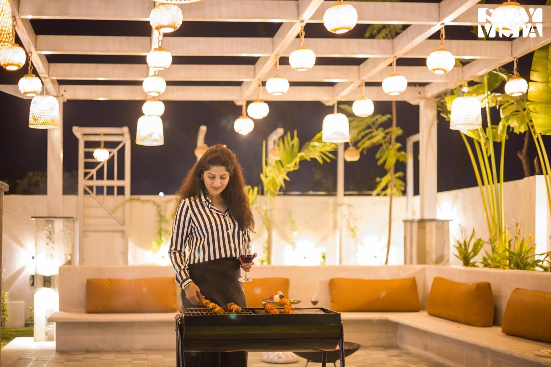 Stayvista At Priana - A Luxury Pool With Jacuzzi & Gym Villa Jaipur