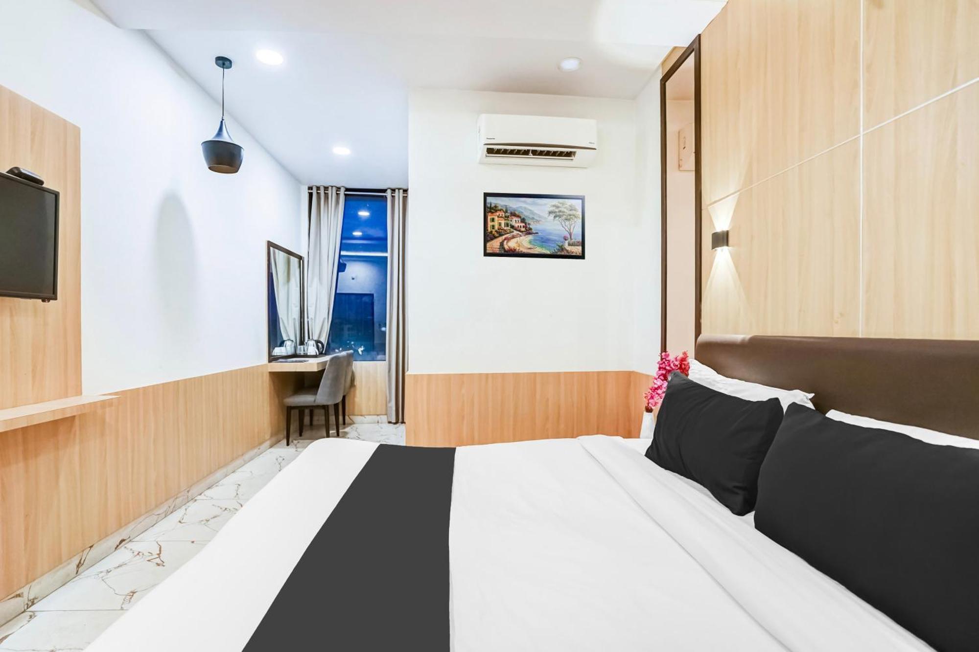 Super Townhouse Jagatpura Hotel