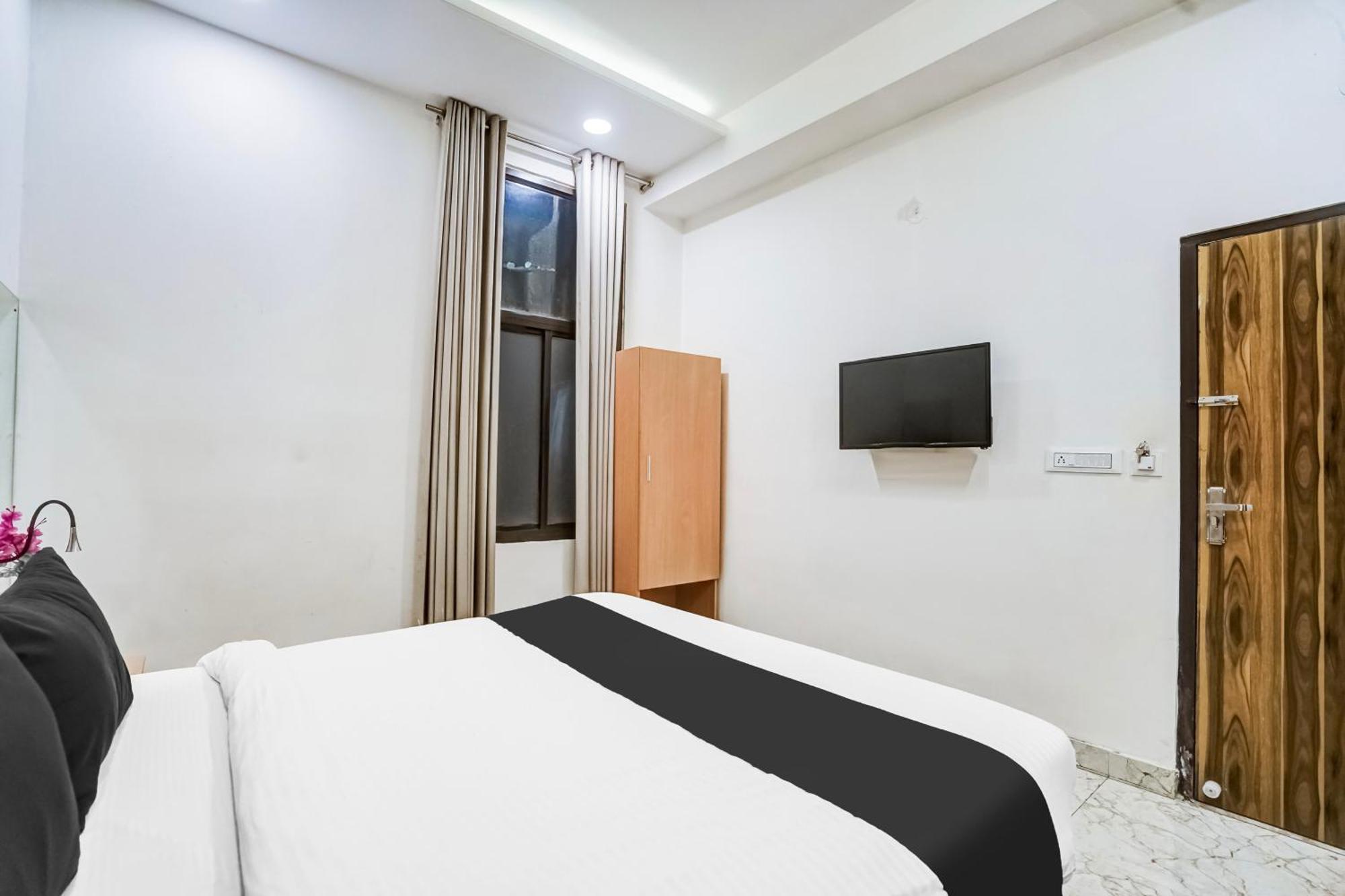 Super Townhouse Jagatpura Hotel Jaipur