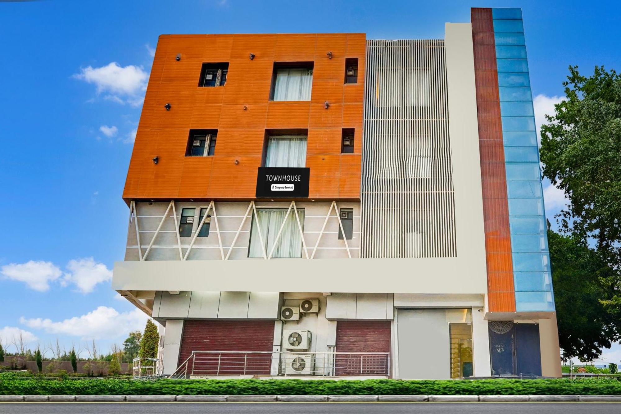 Hotel Super Townhouse Jagatpura Jaipur