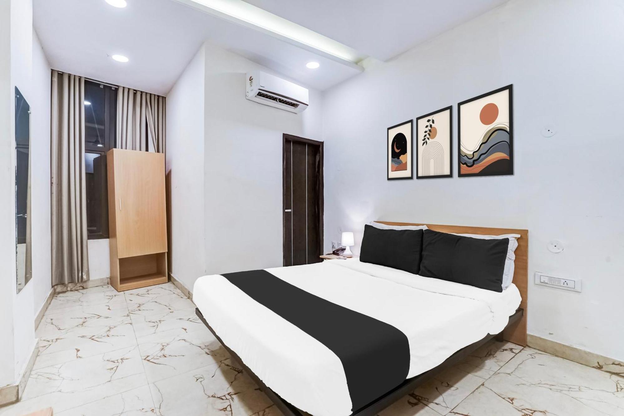 Super Townhouse Jagatpura 4* Jaipur