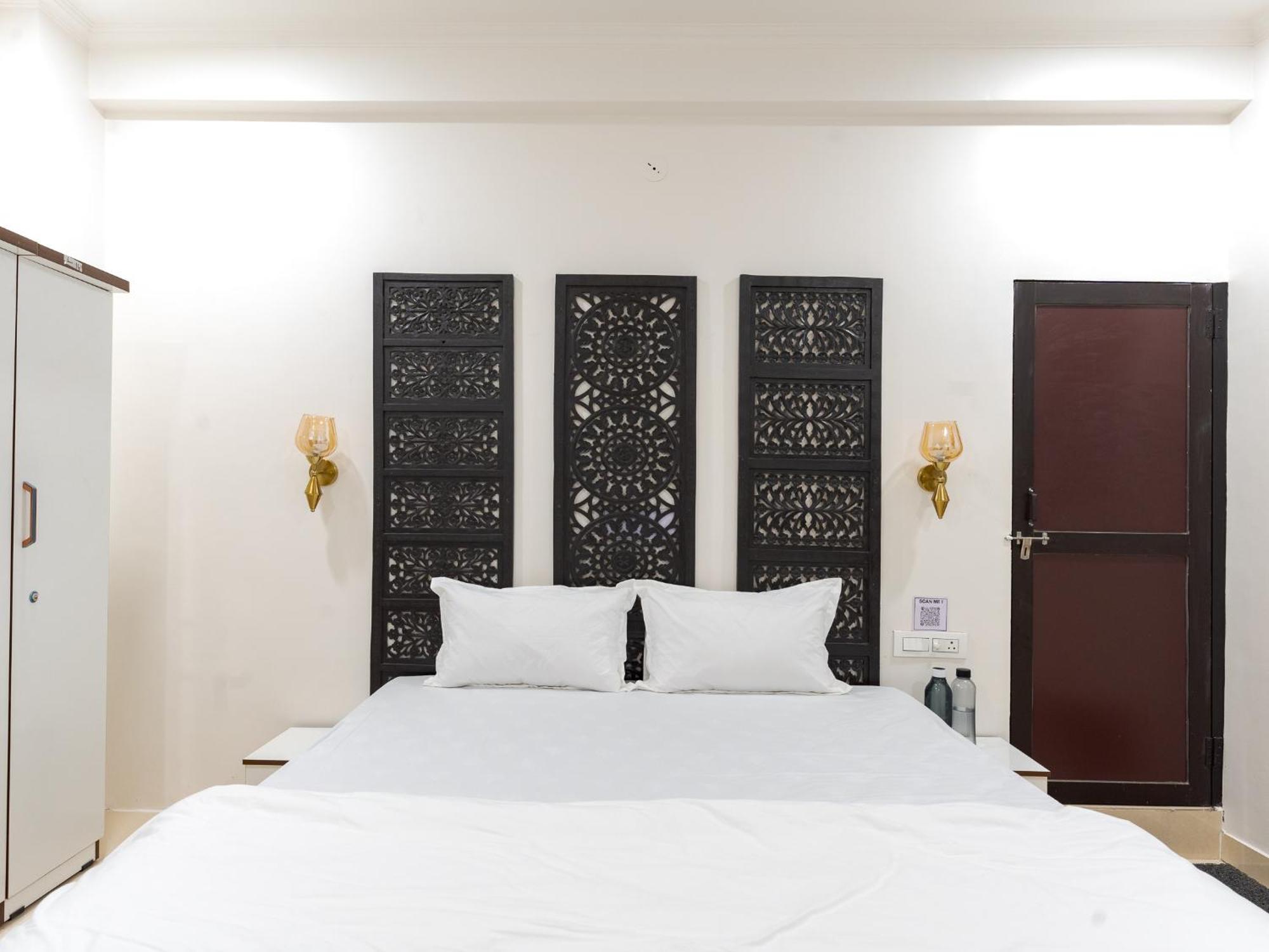 Divine Hotel 3*