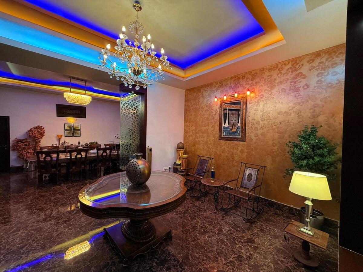 Villa Palm Mansion By Palm Leisure